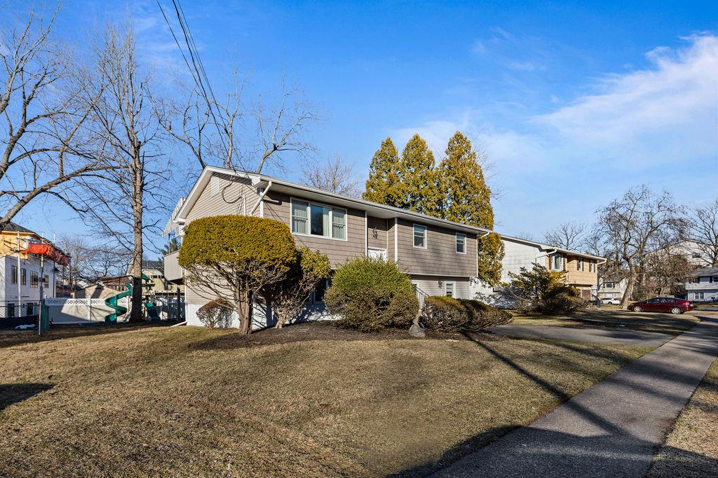 79 Francis Place, Spring Valley, NY 10977