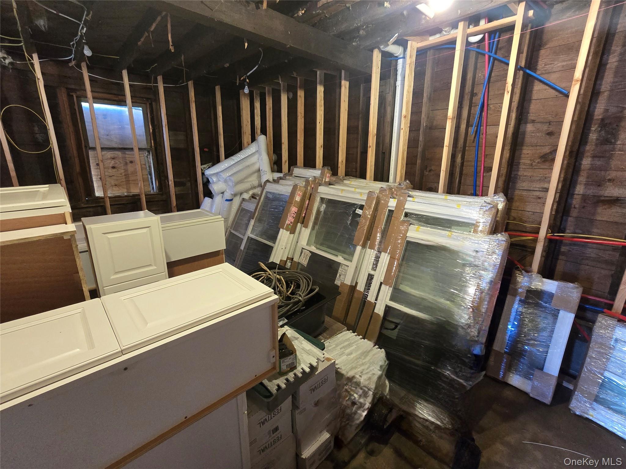 31 Union Ave, Patchogue, NY 11772