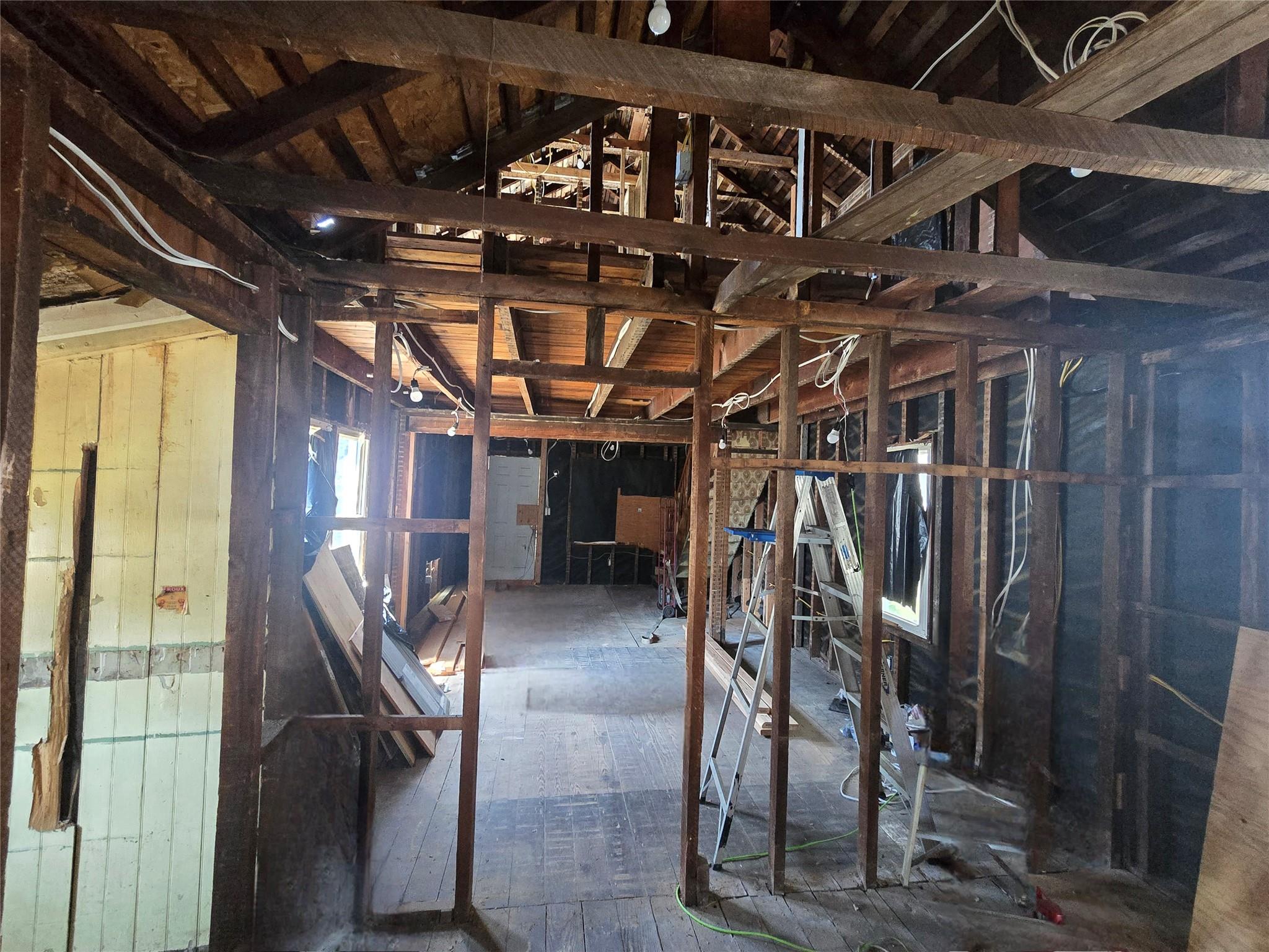 31 Union Ave, Patchogue, NY 11772