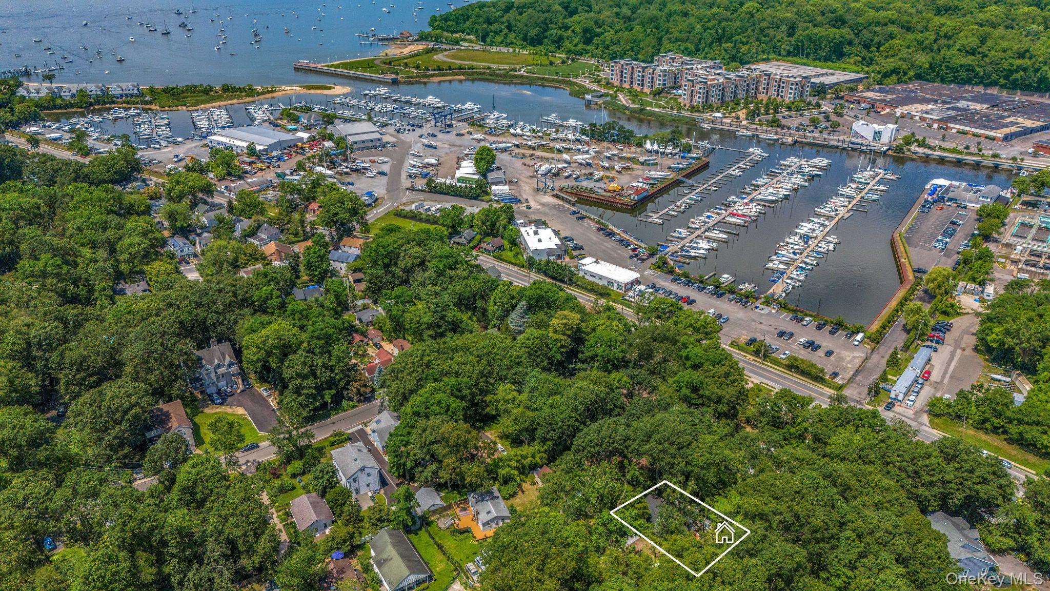 8 Towle Place, Glen Cove, NY 11542