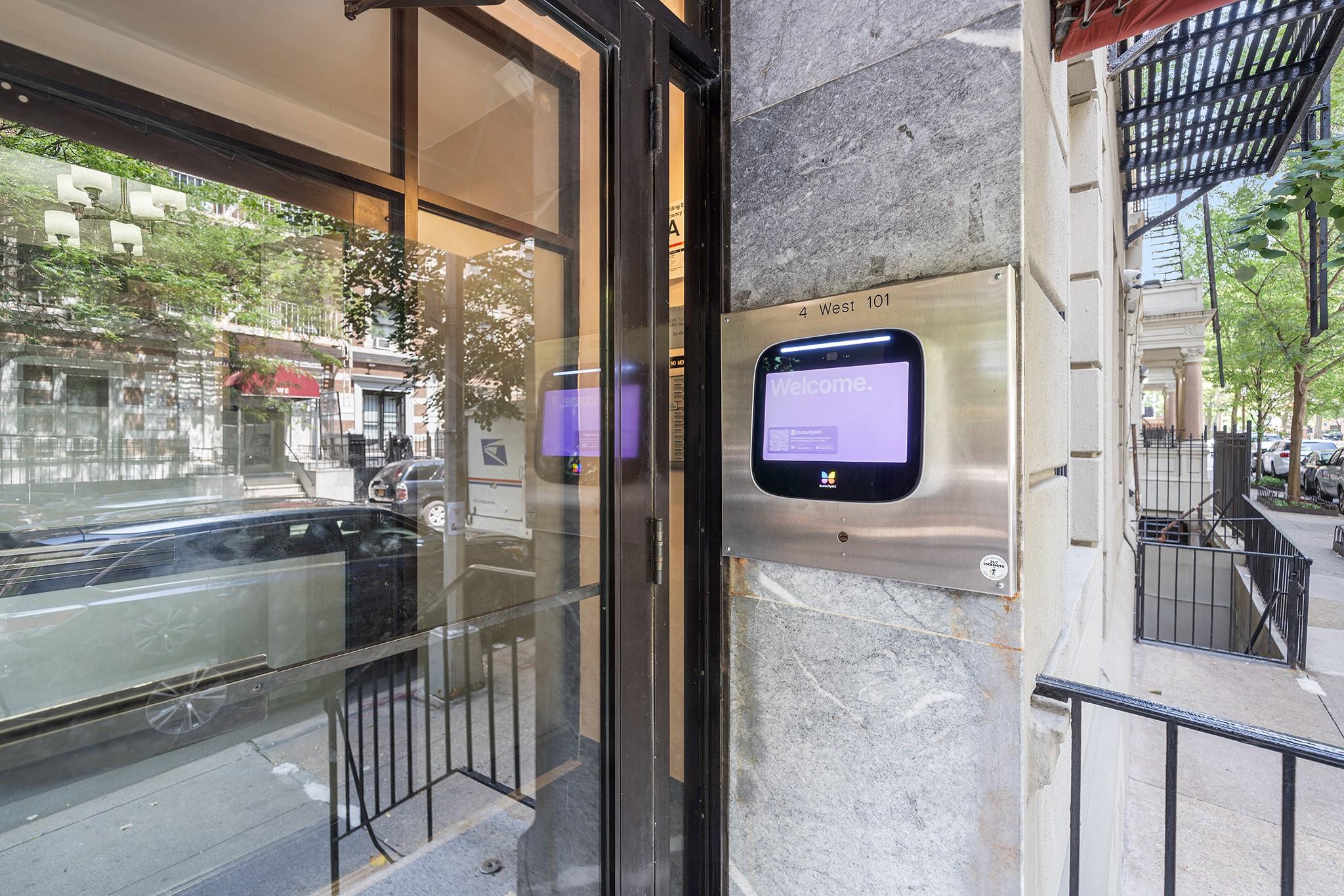 4 W 101st Street # 1, New York (Manhattan), NY 10025