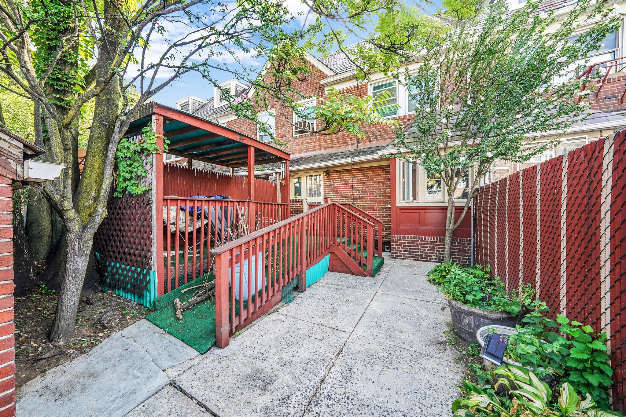 35-24 88th Street, Jackson Heights, NY 11372
