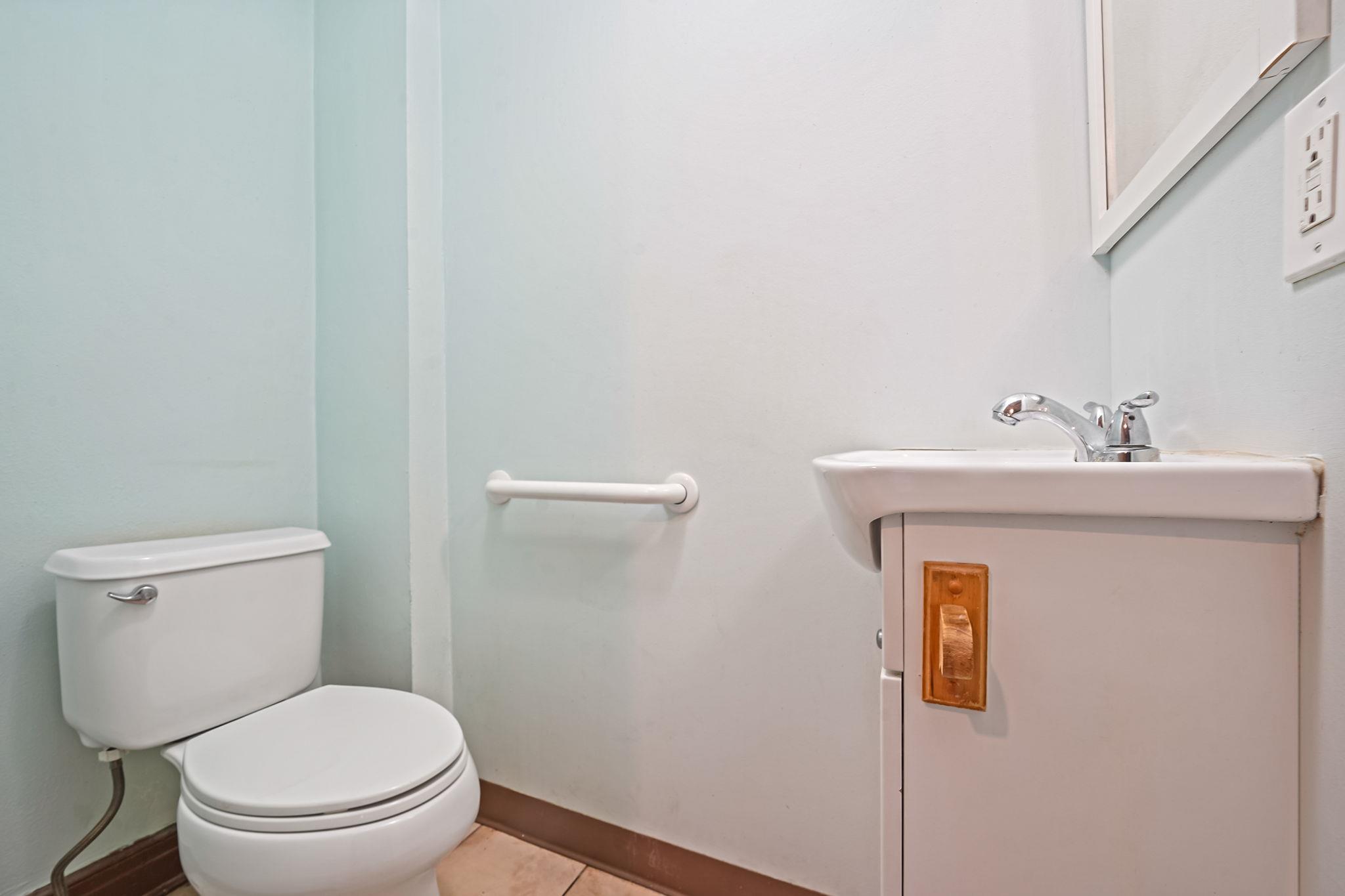 35-24 88th Street, Jackson Heights, NY 11372