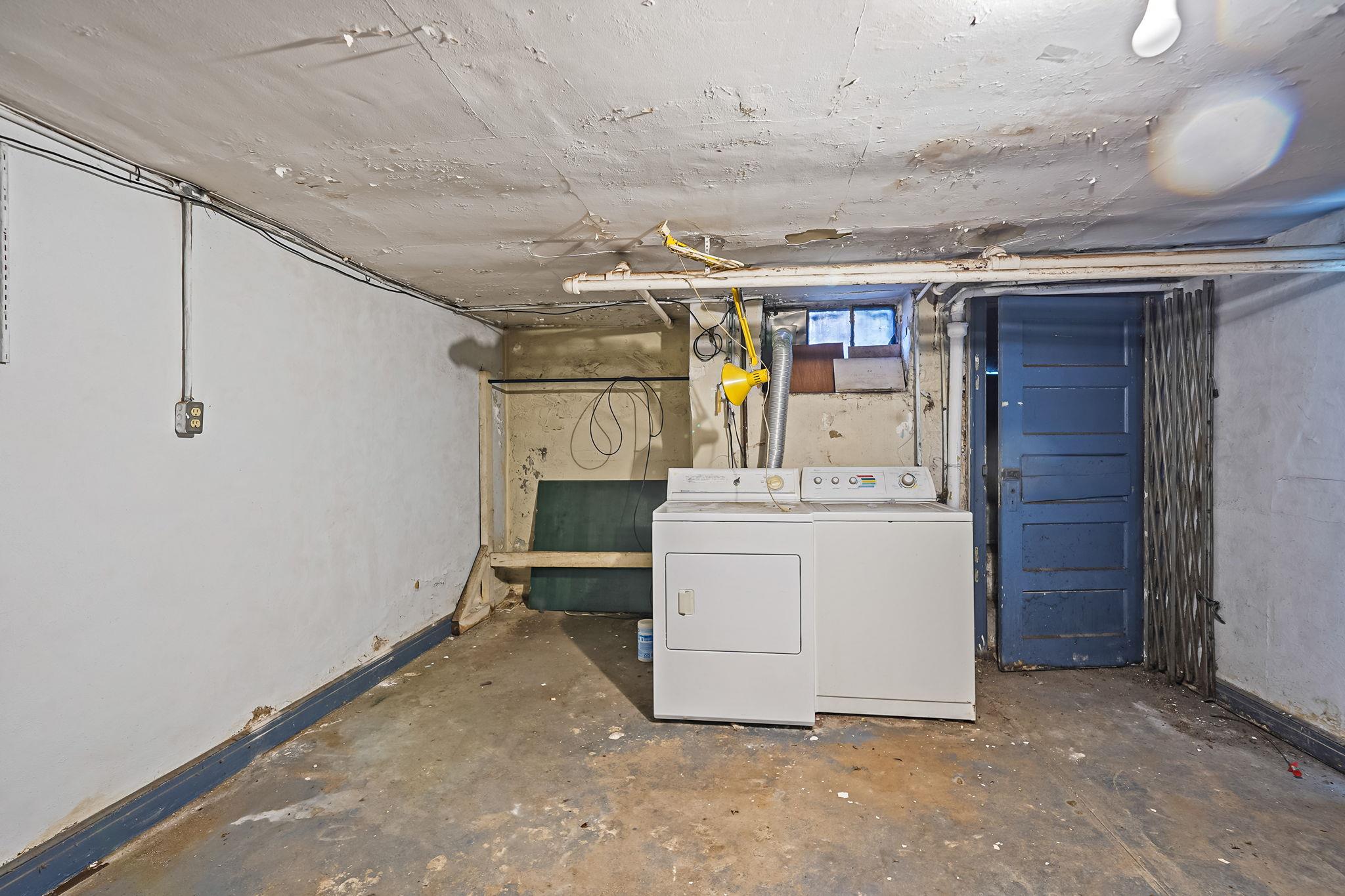 35-24 88th Street, Jackson Heights, NY 11372