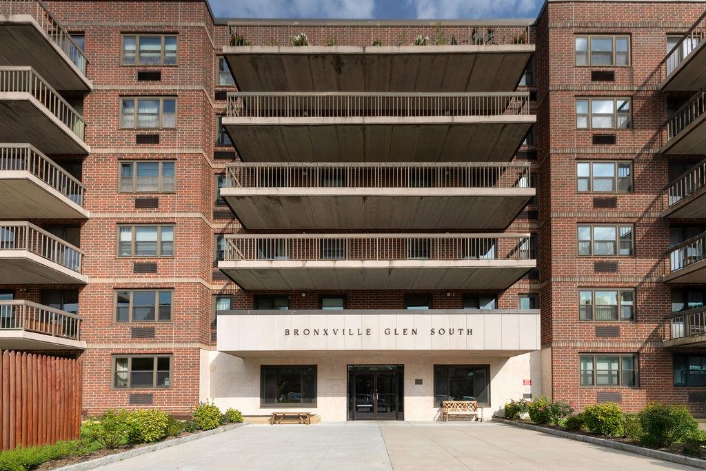 1376 Midland Avenue # 702, Bronxville, NY 10708