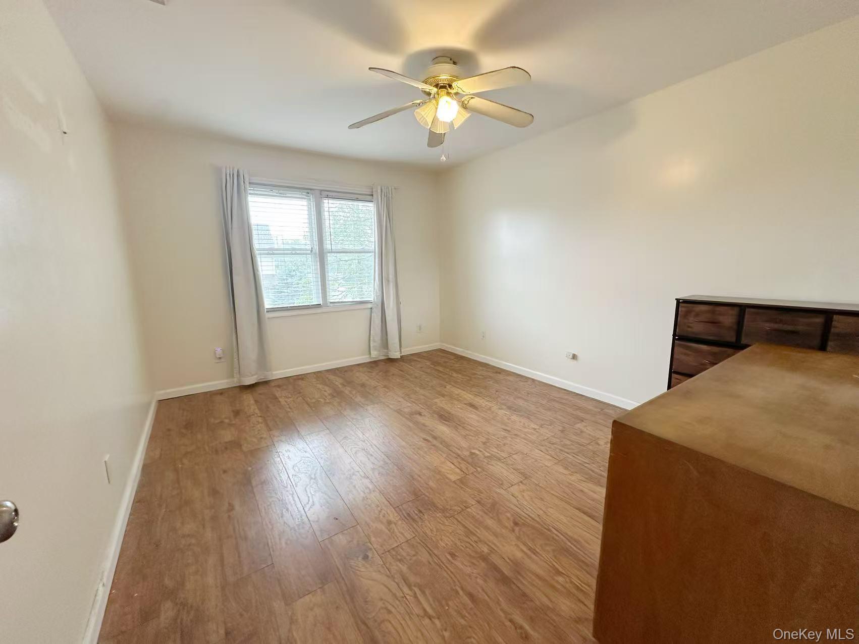 203 29th Street, Lindenhurst, NY 11757