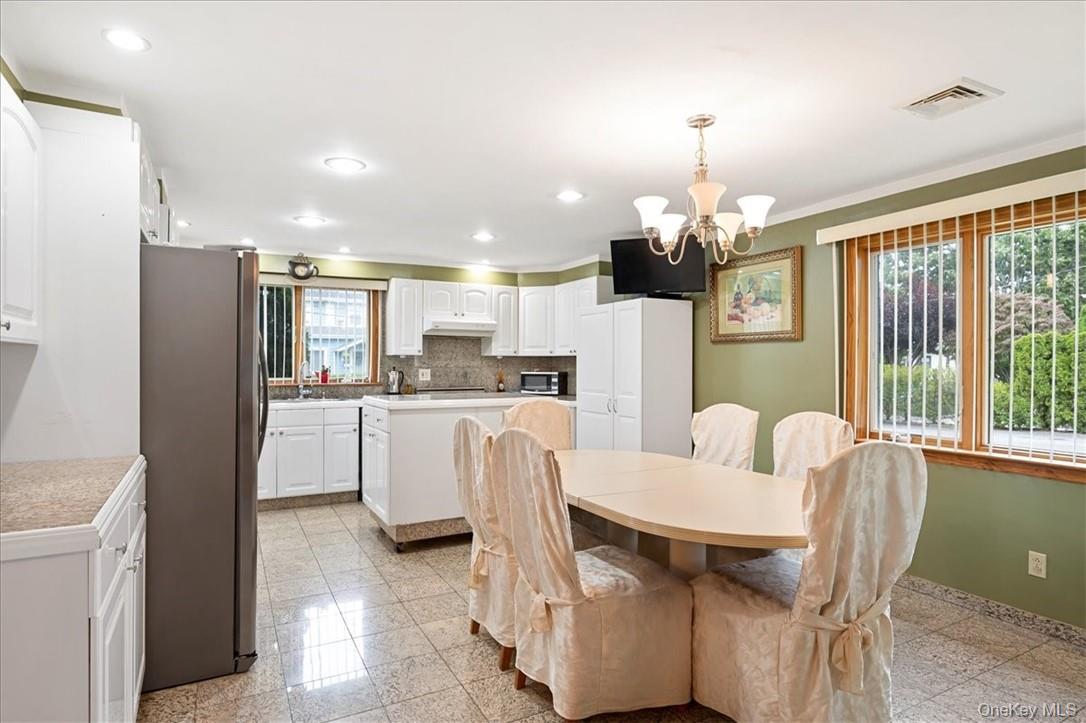 31 Prospect Avenue, Eastchester, NY 10709