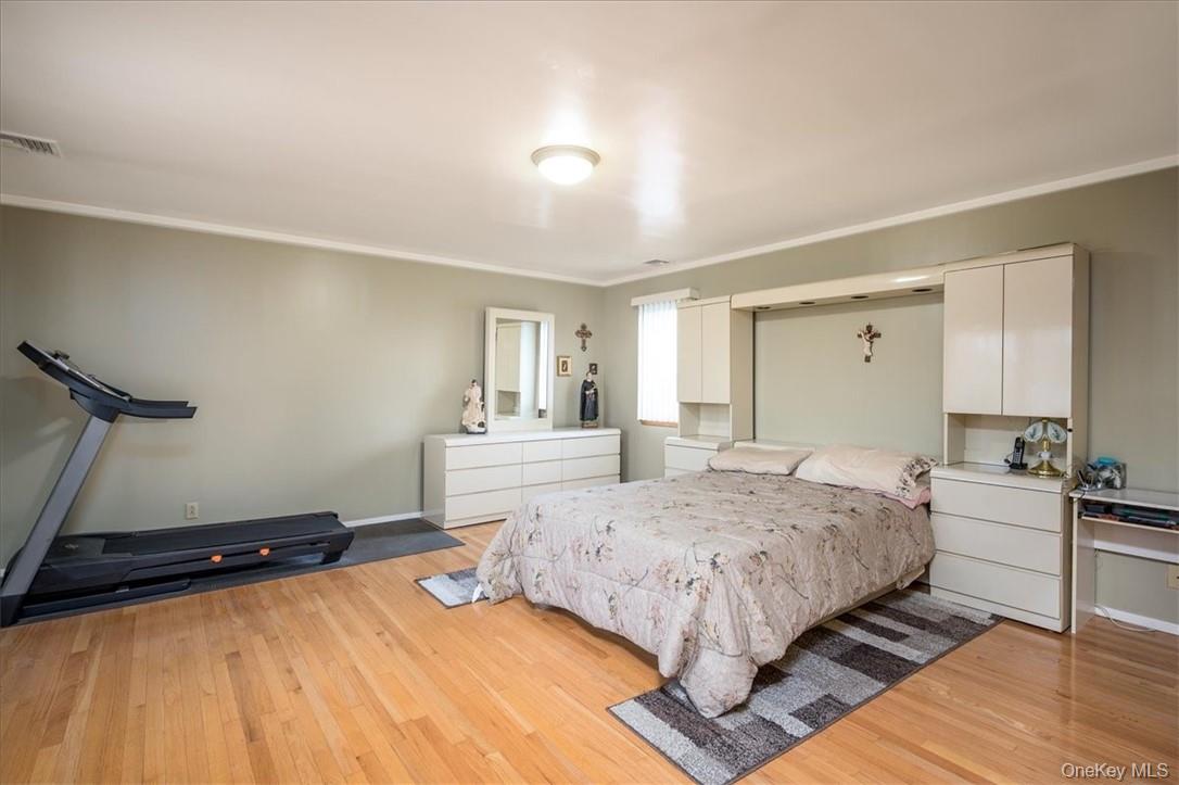 31 Prospect Avenue, Eastchester, NY 10709