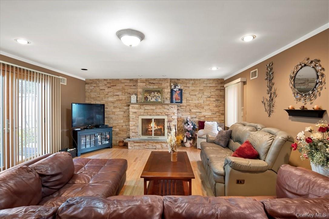 31 Prospect Avenue, Eastchester, NY 10709