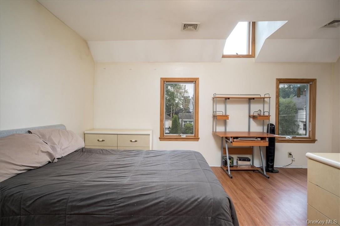 31 Prospect Avenue, Eastchester, NY 10709