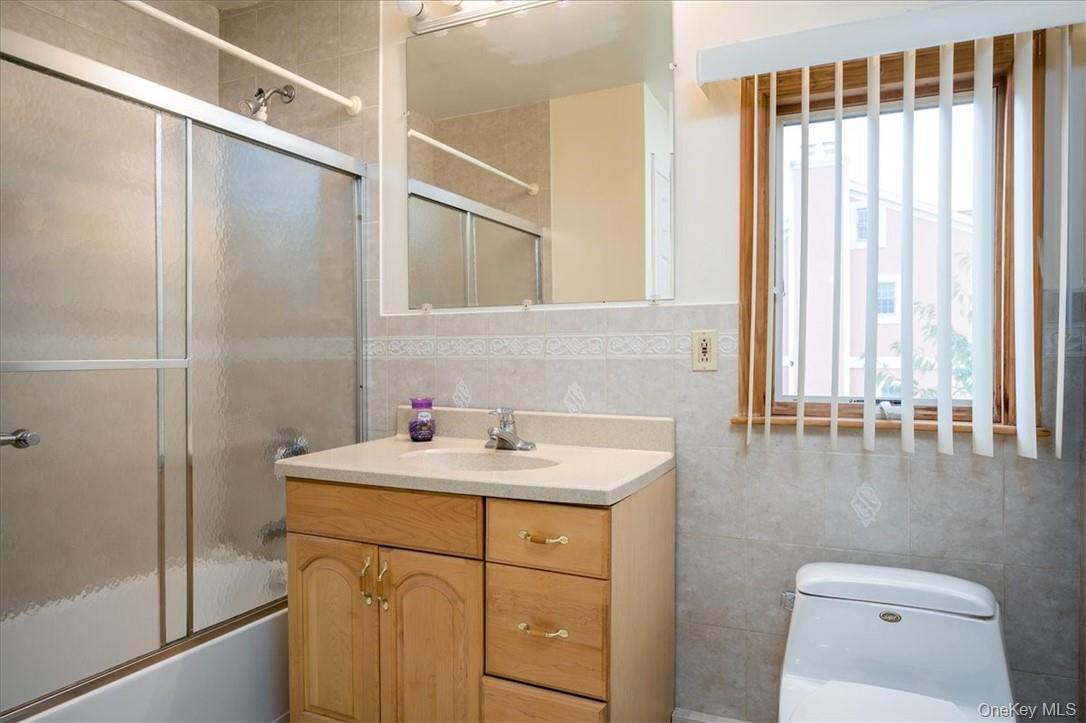 31 Prospect Avenue, Eastchester, NY 10709