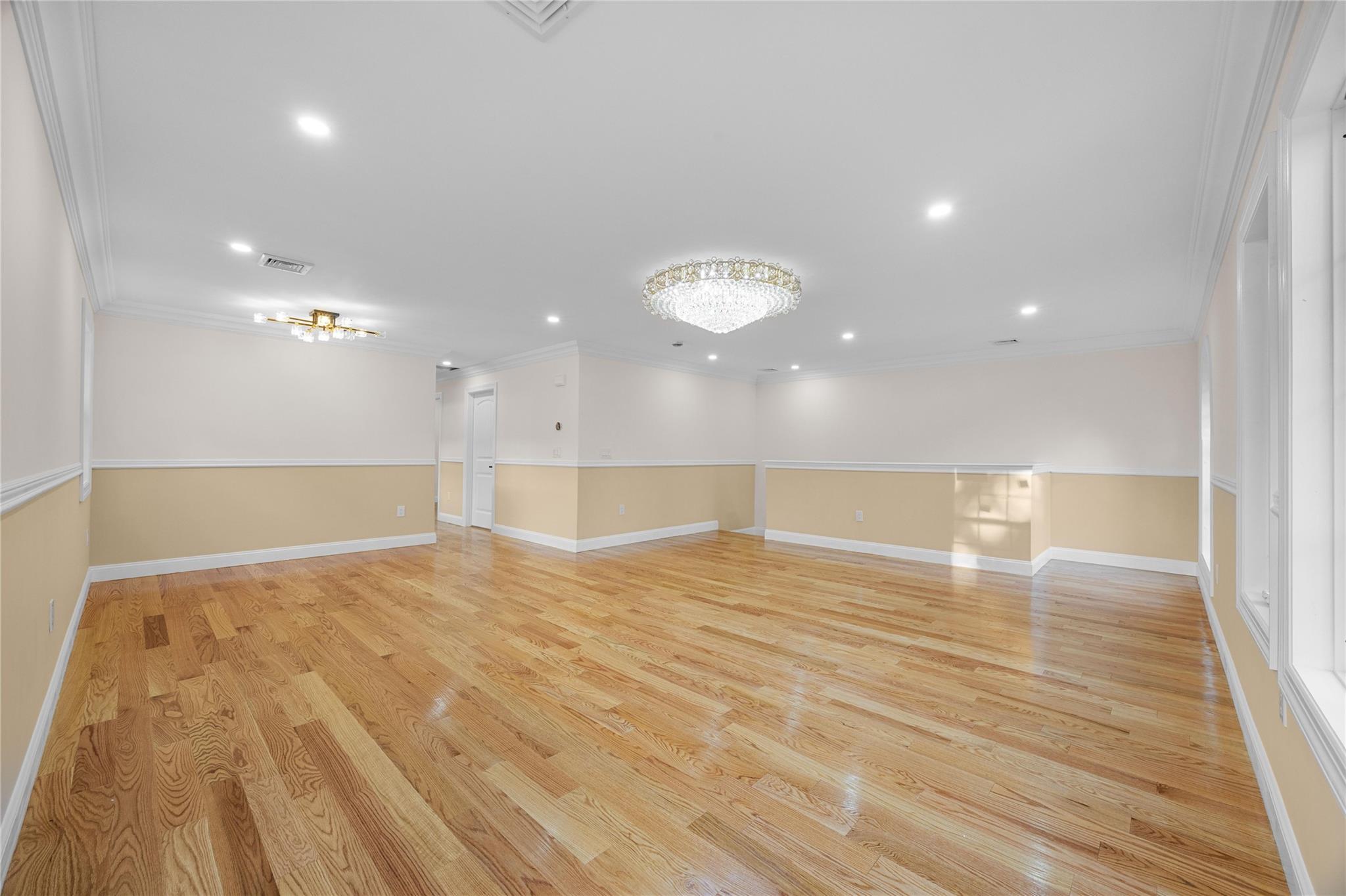 22111 136th Avenue, Springfield Gardens, NY 11413