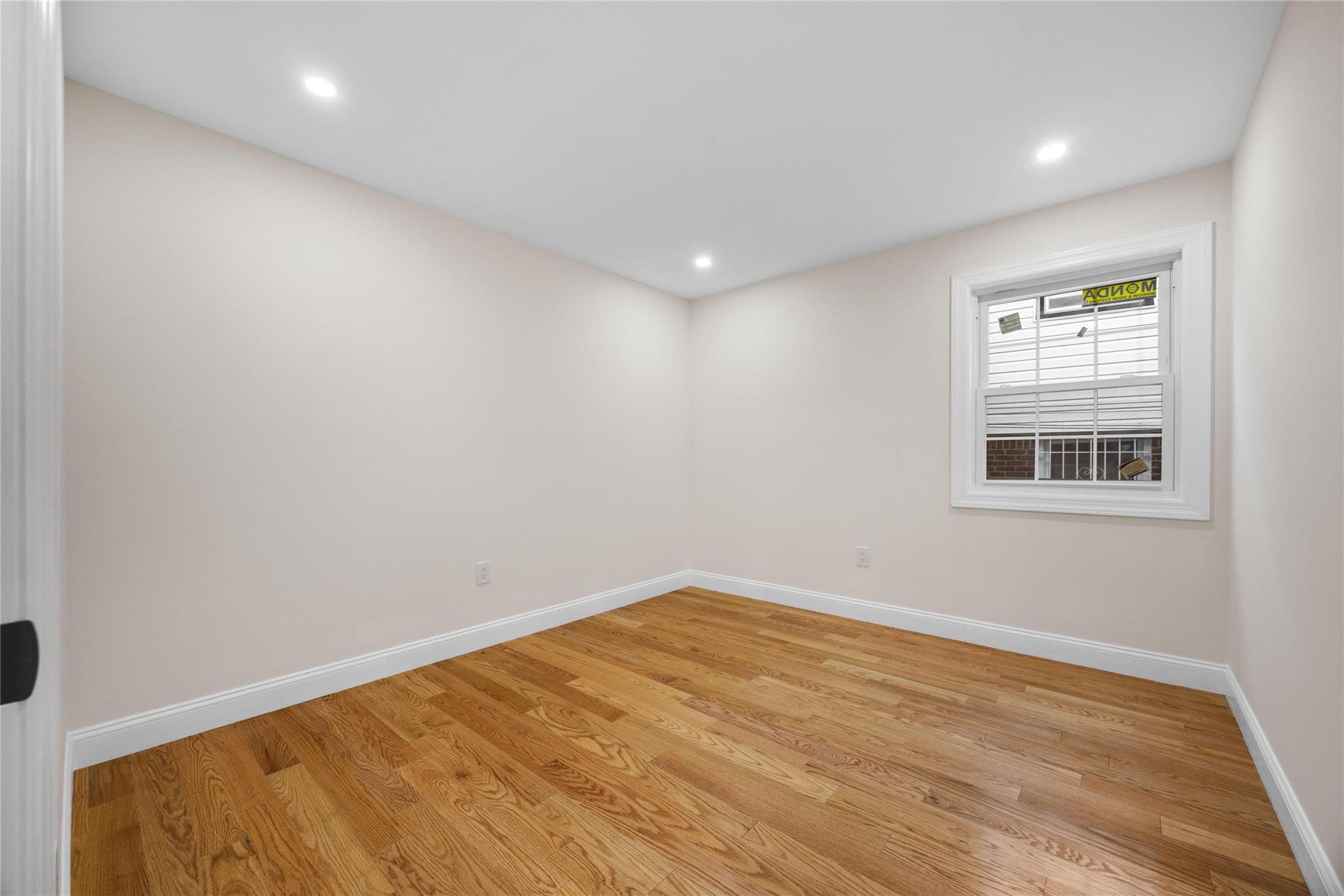 22111 136th Avenue, Springfield Gardens, NY 11413