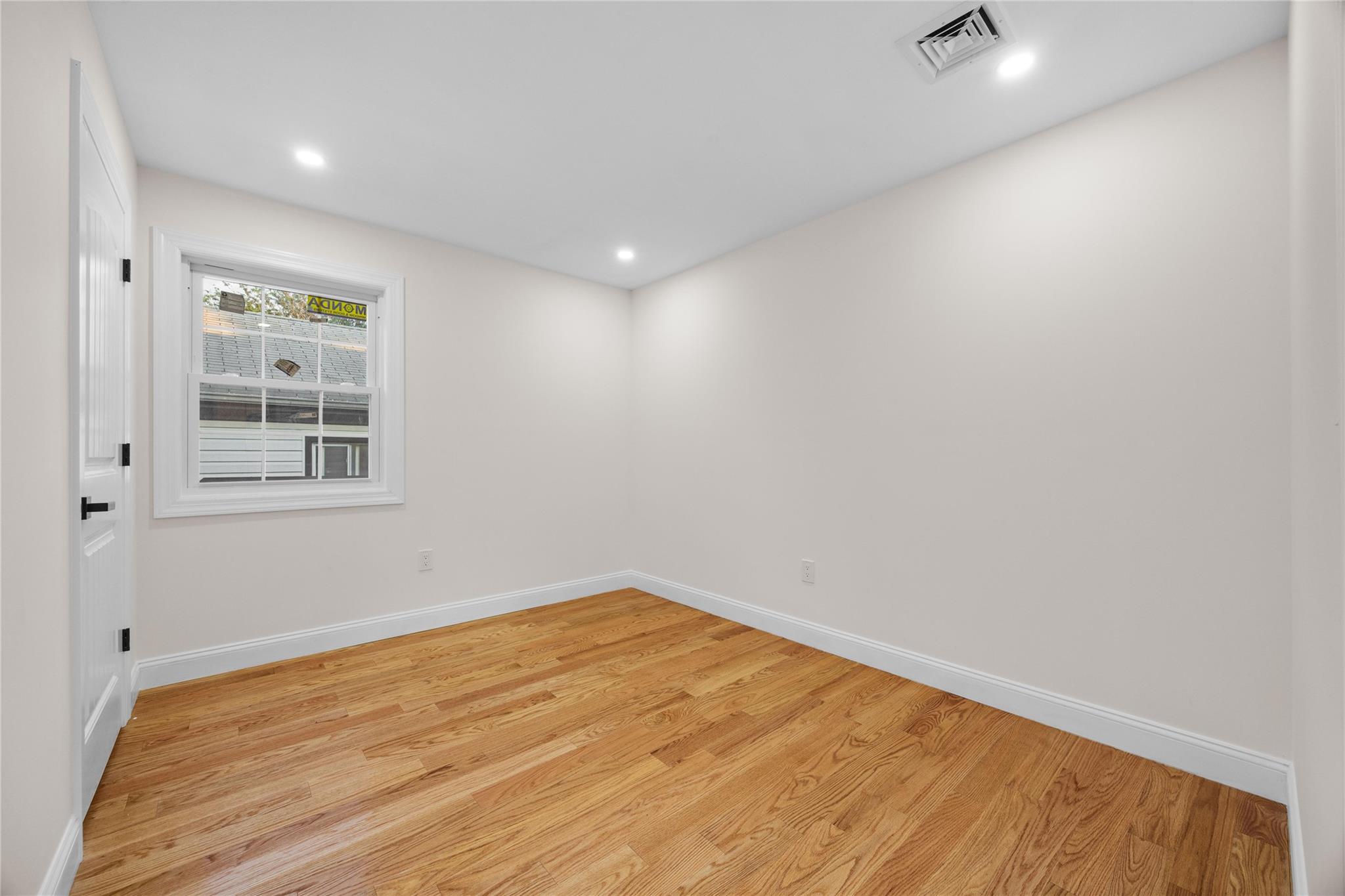 22111 136th Avenue, Springfield Gardens, NY 11413