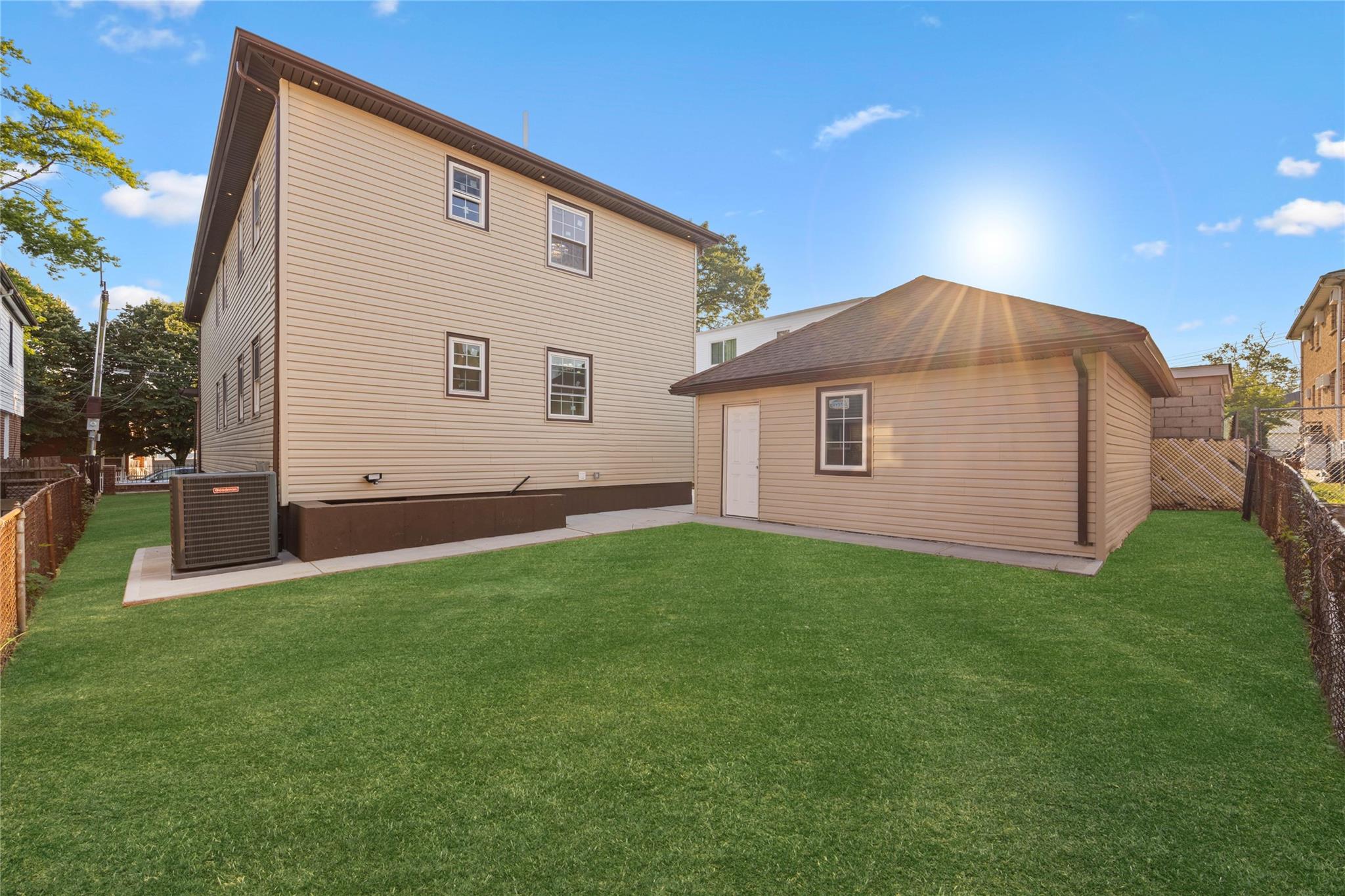 22111 136th Avenue, Springfield Gardens, NY 11413