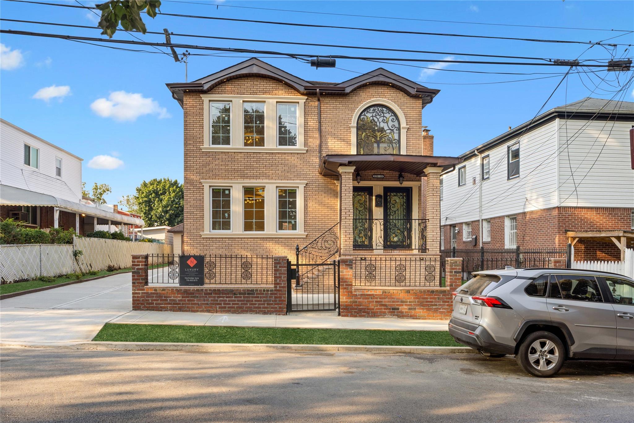 22111 136th Avenue, Springfield Gardens, NY 11413