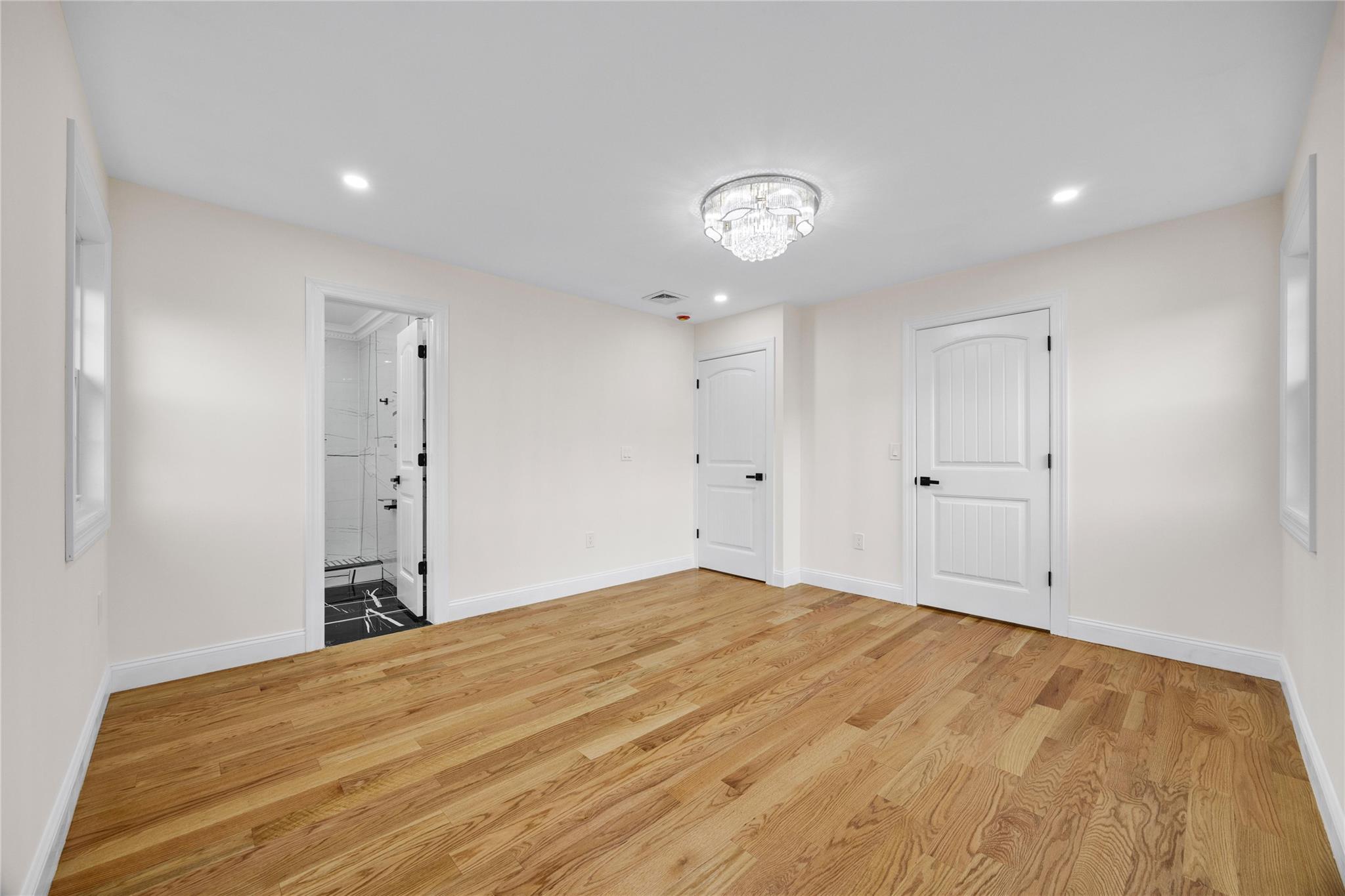 22111 136th Avenue, Springfield Gardens, NY 11413