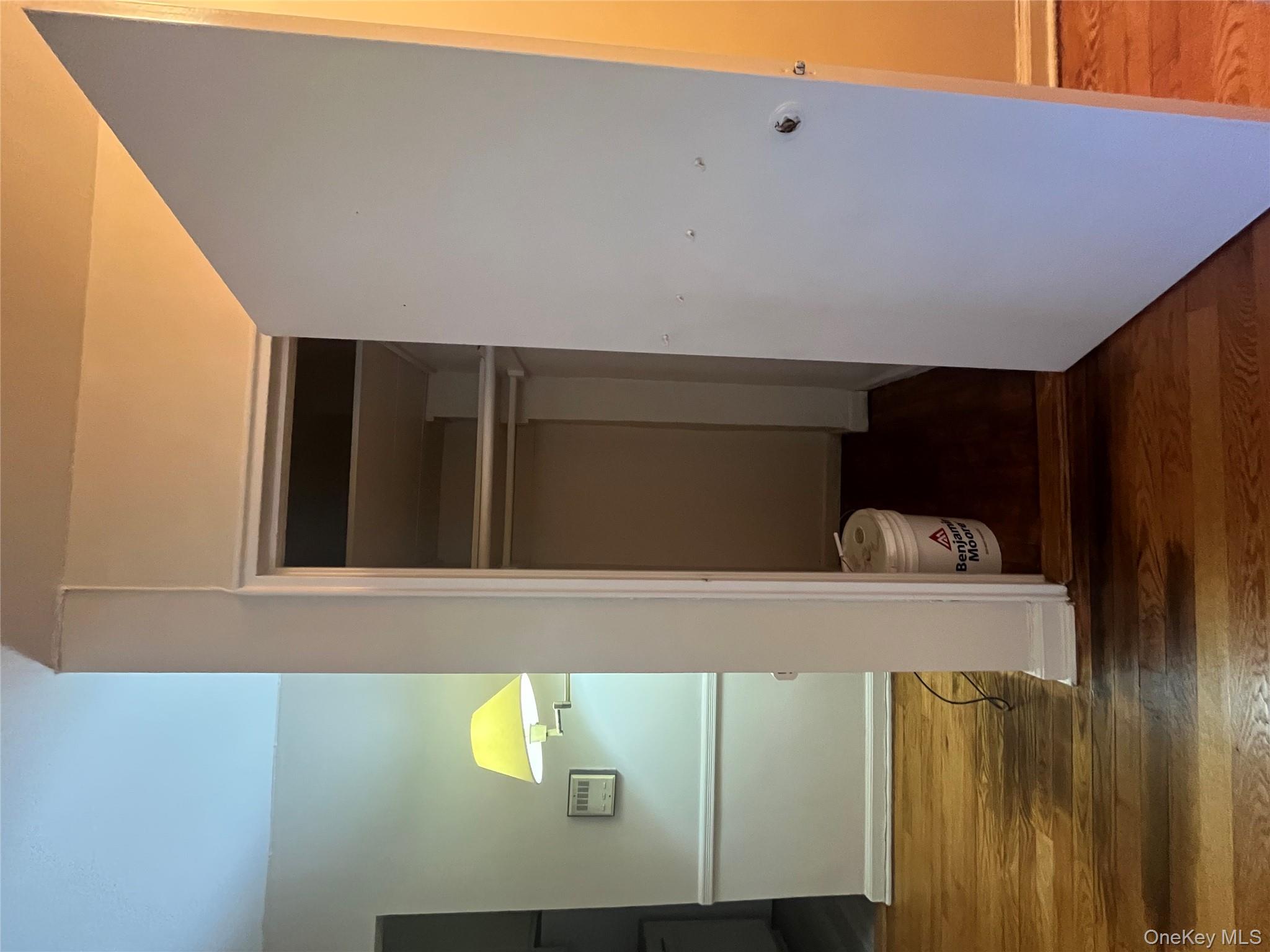 325 E 201 Street # 4D, Bronx, NY 10458