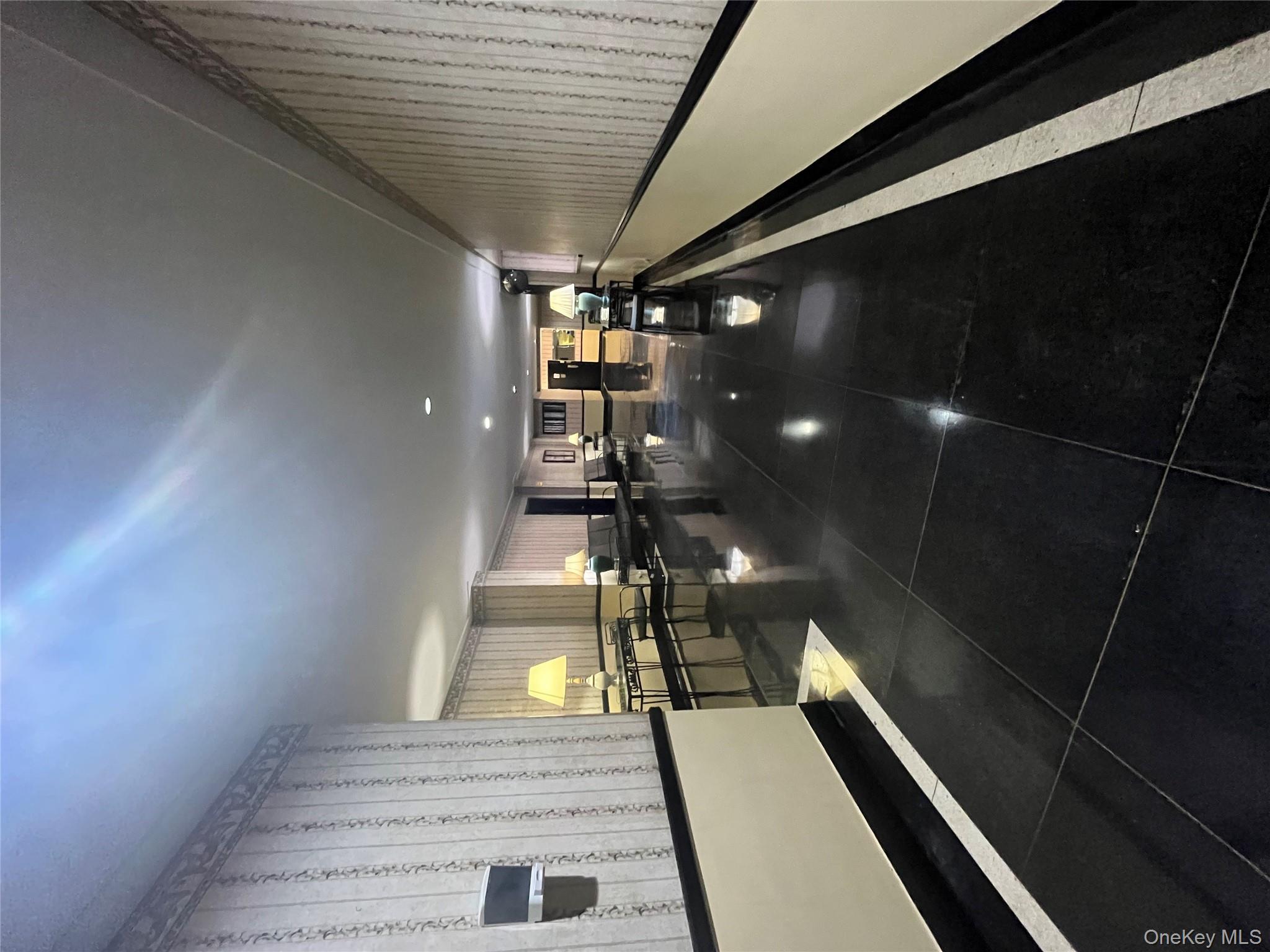 325 E 201 Street # 4D, Bronx, NY 10458