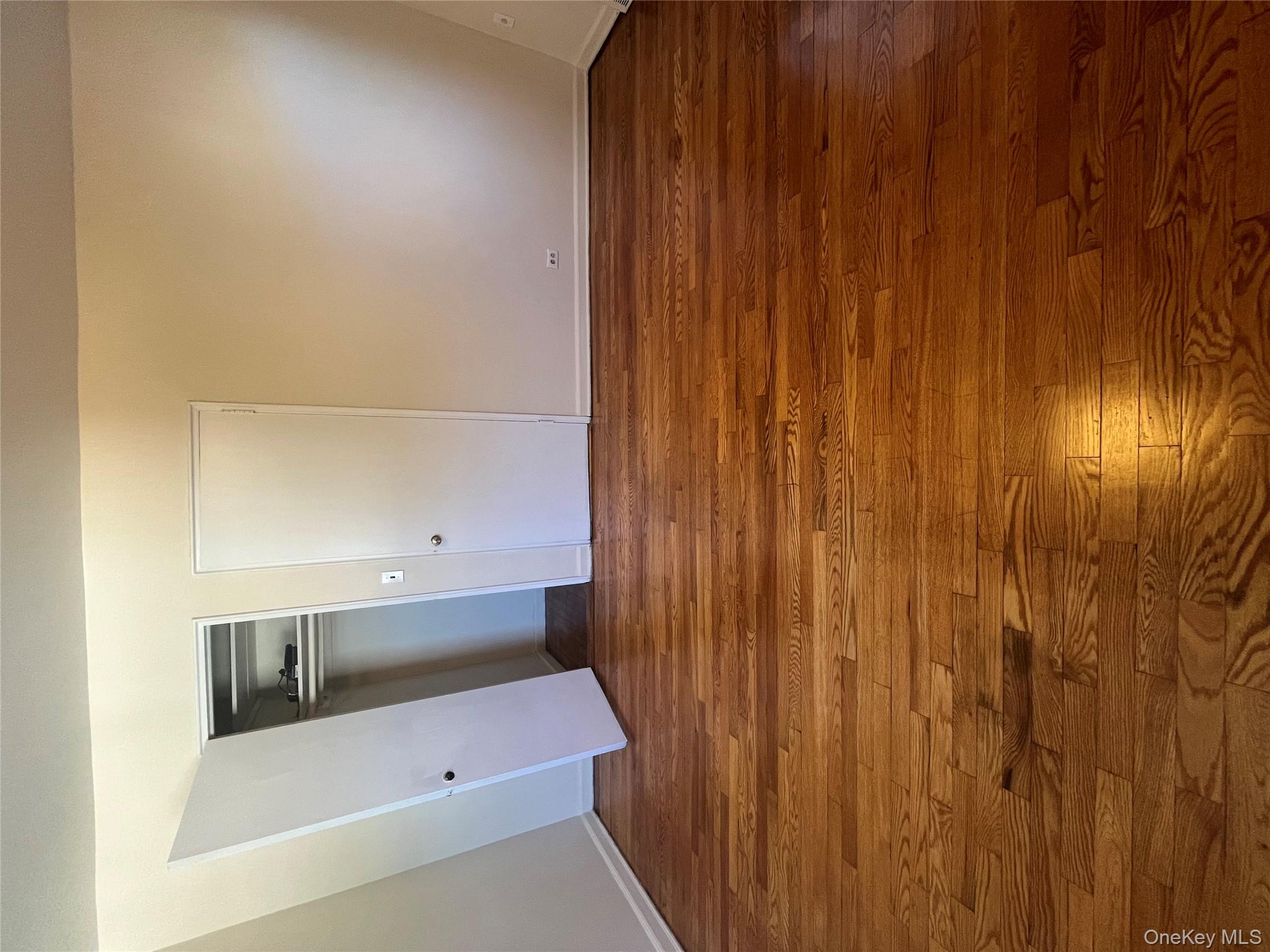 325 E 201 Street # 4D, Bronx, NY 10458