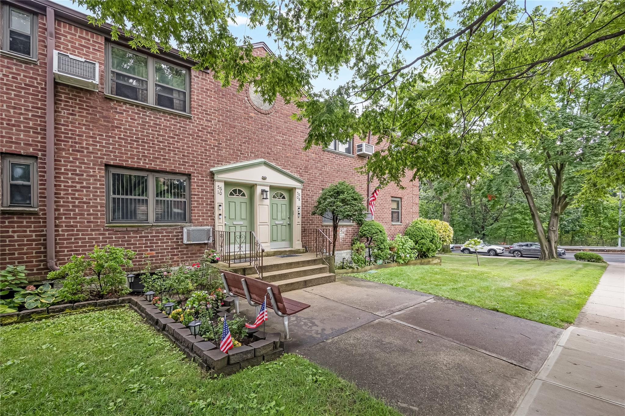 56-10 244 Street # 1, Douglaston, NY 11362