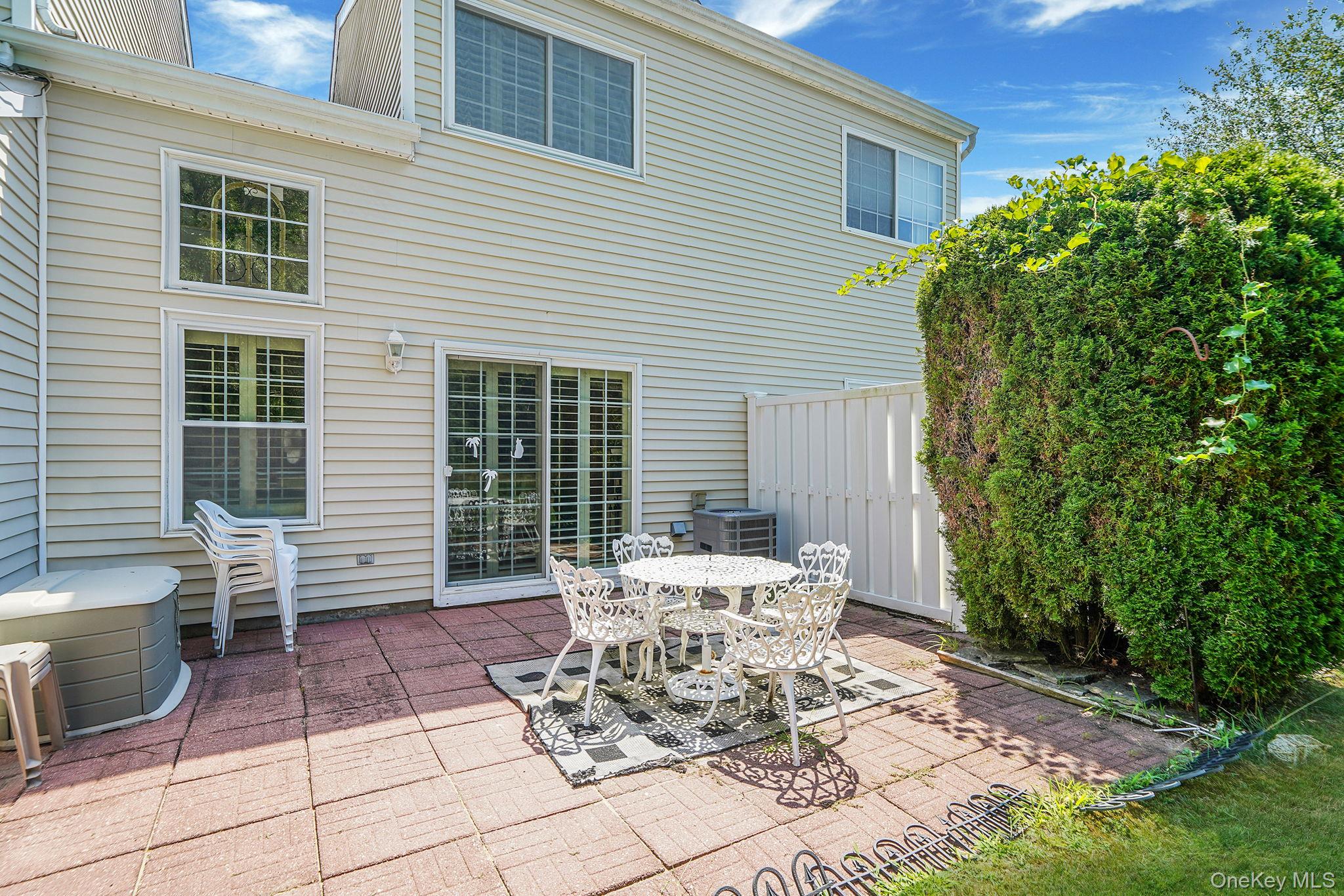 158 Gothic Circle, Manorville, NY 11949