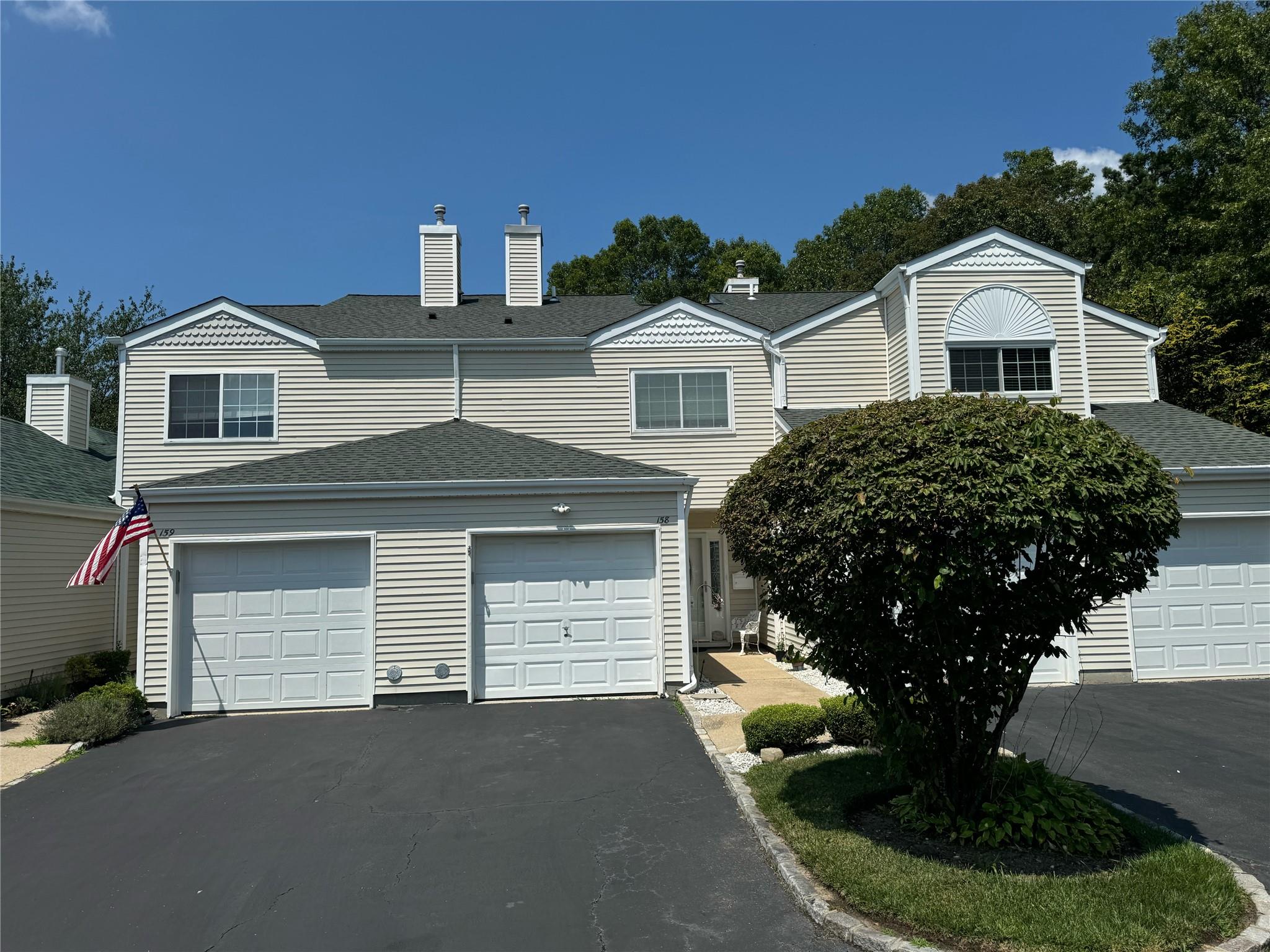 158 Gothic Circle, Manorville, NY 11949