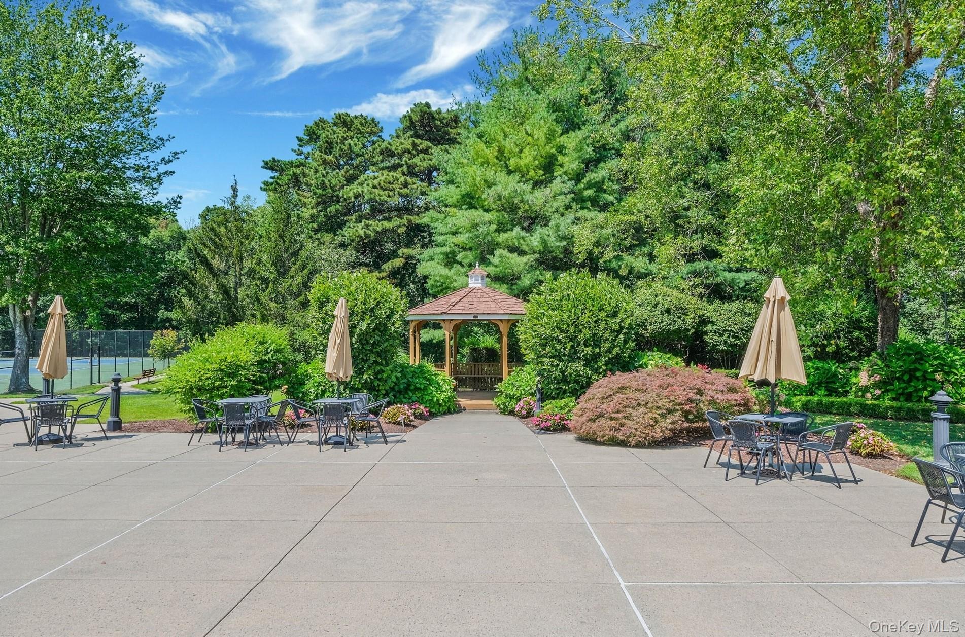 158 Gothic Circle, Manorville, NY 11949