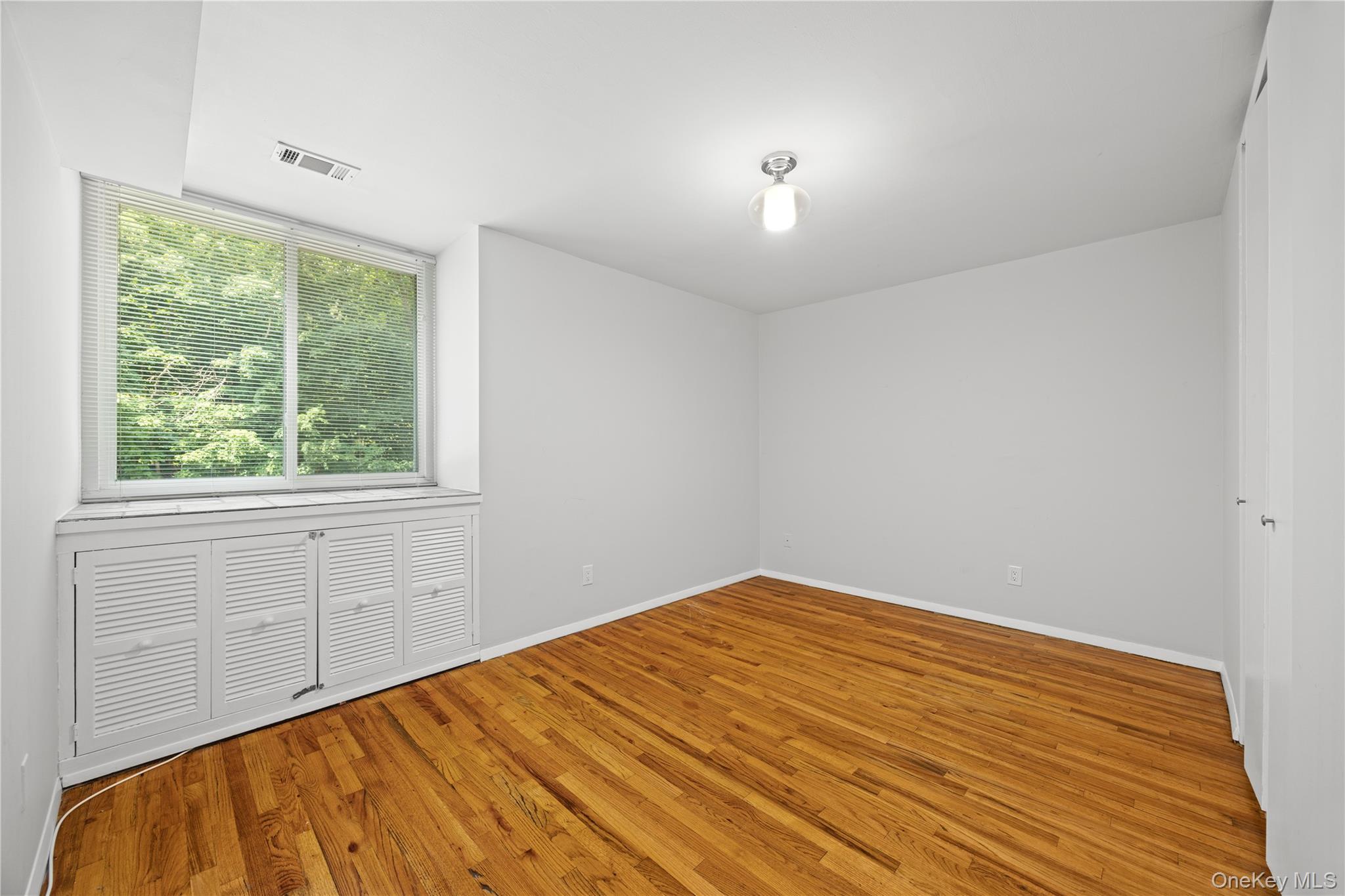 423 Colony Drive, Hartsdale, NY 10530