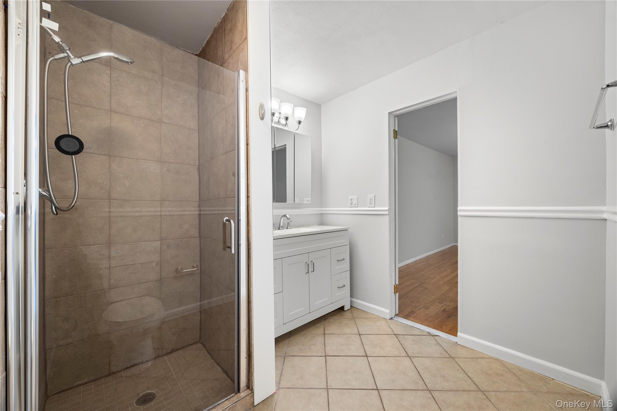 423 Colony Drive, Hartsdale, NY 10530