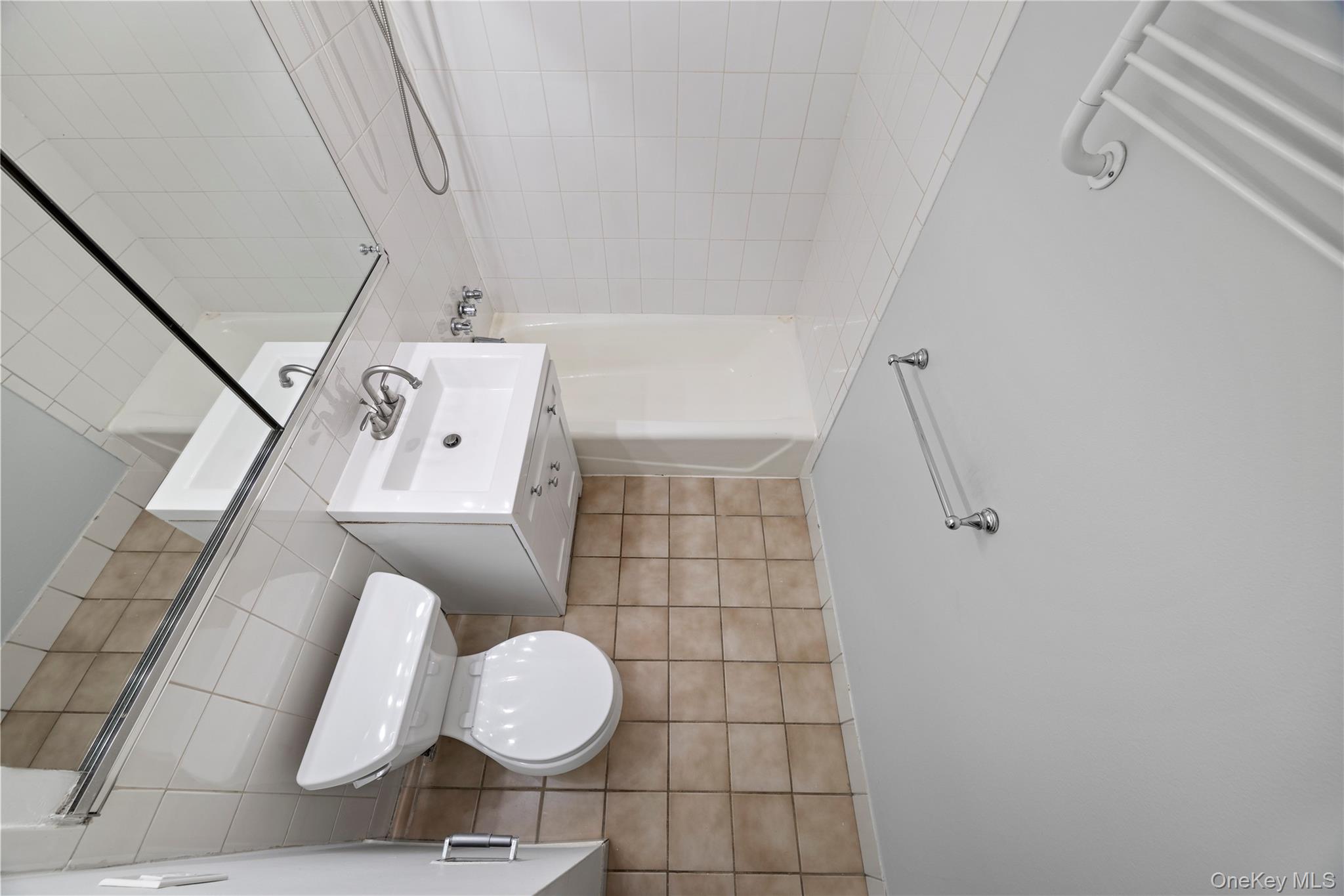 423 Colony Drive, Hartsdale, NY 10530