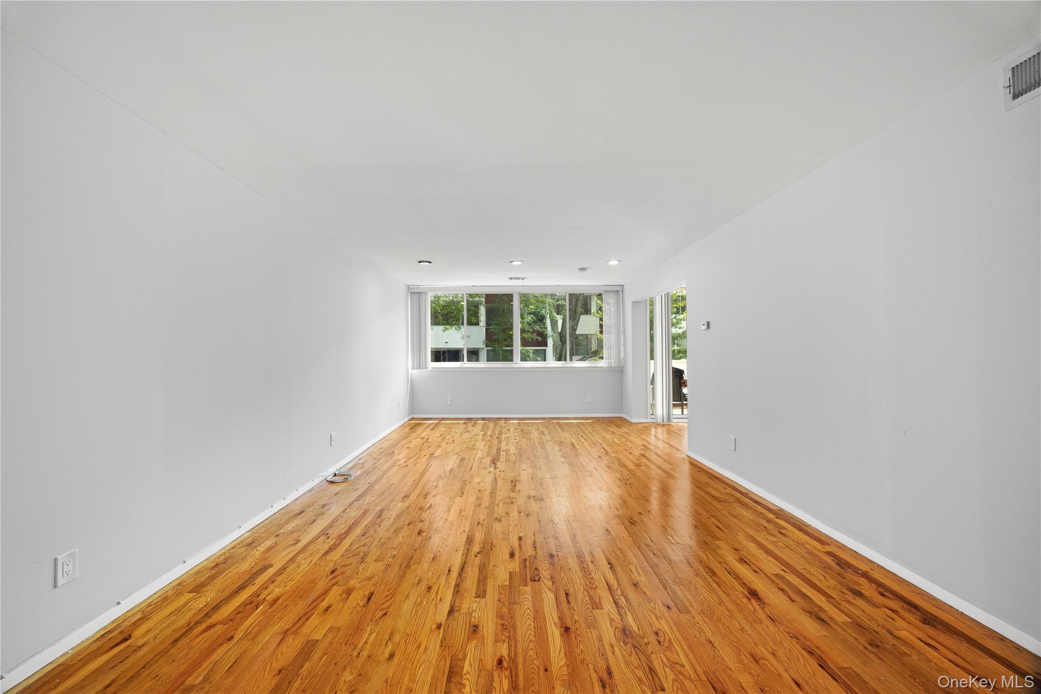 423 Colony Drive, Hartsdale, NY 10530