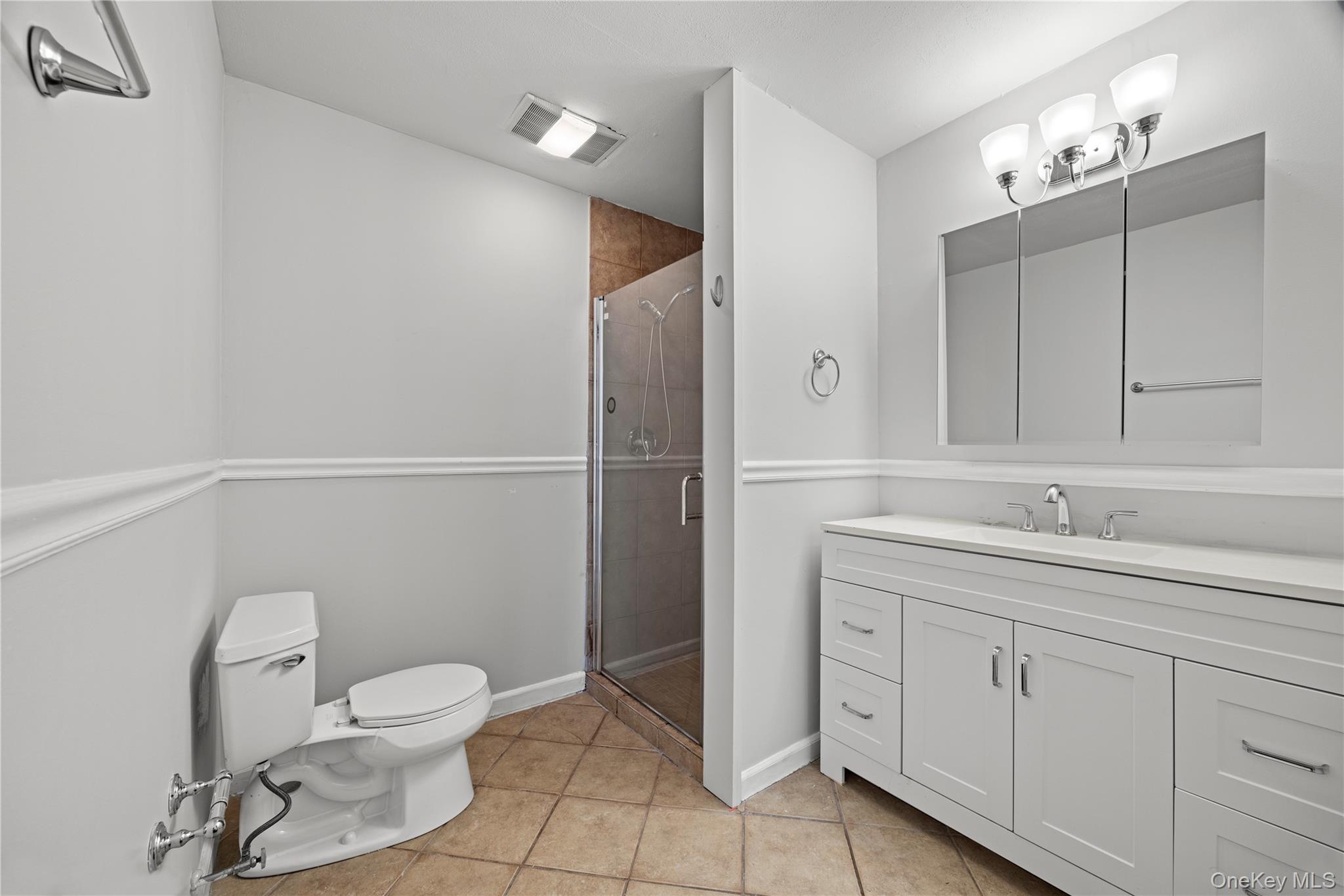 423 Colony Drive, Hartsdale, NY 10530