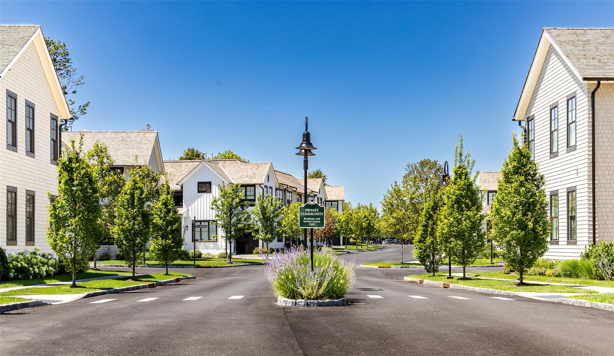 1 Spruce Court, Water Mill, NY 11976