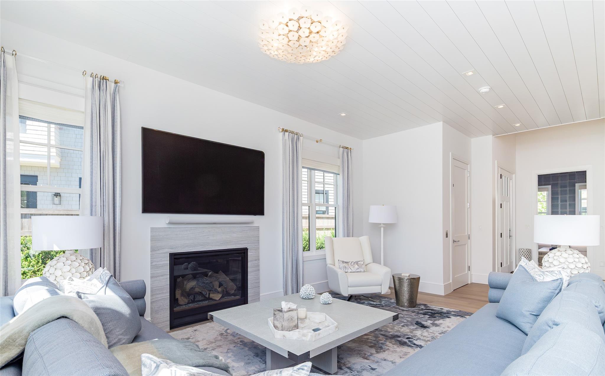 1 Spruce Court, Water Mill, NY 11976