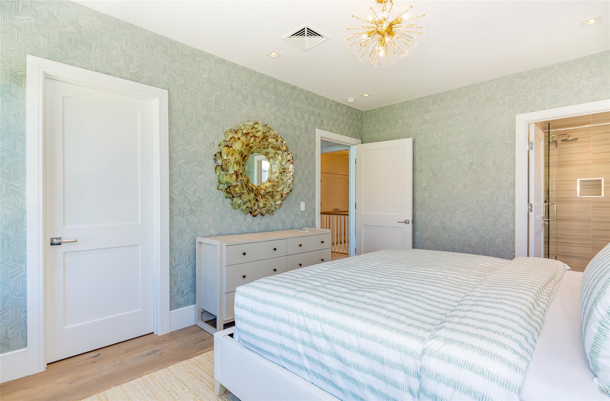 1 Spruce Court, Water Mill, NY 11976