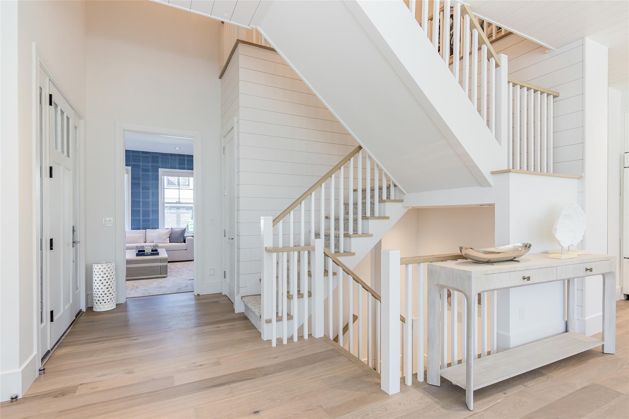 1 Spruce Court, Water Mill, NY 11976