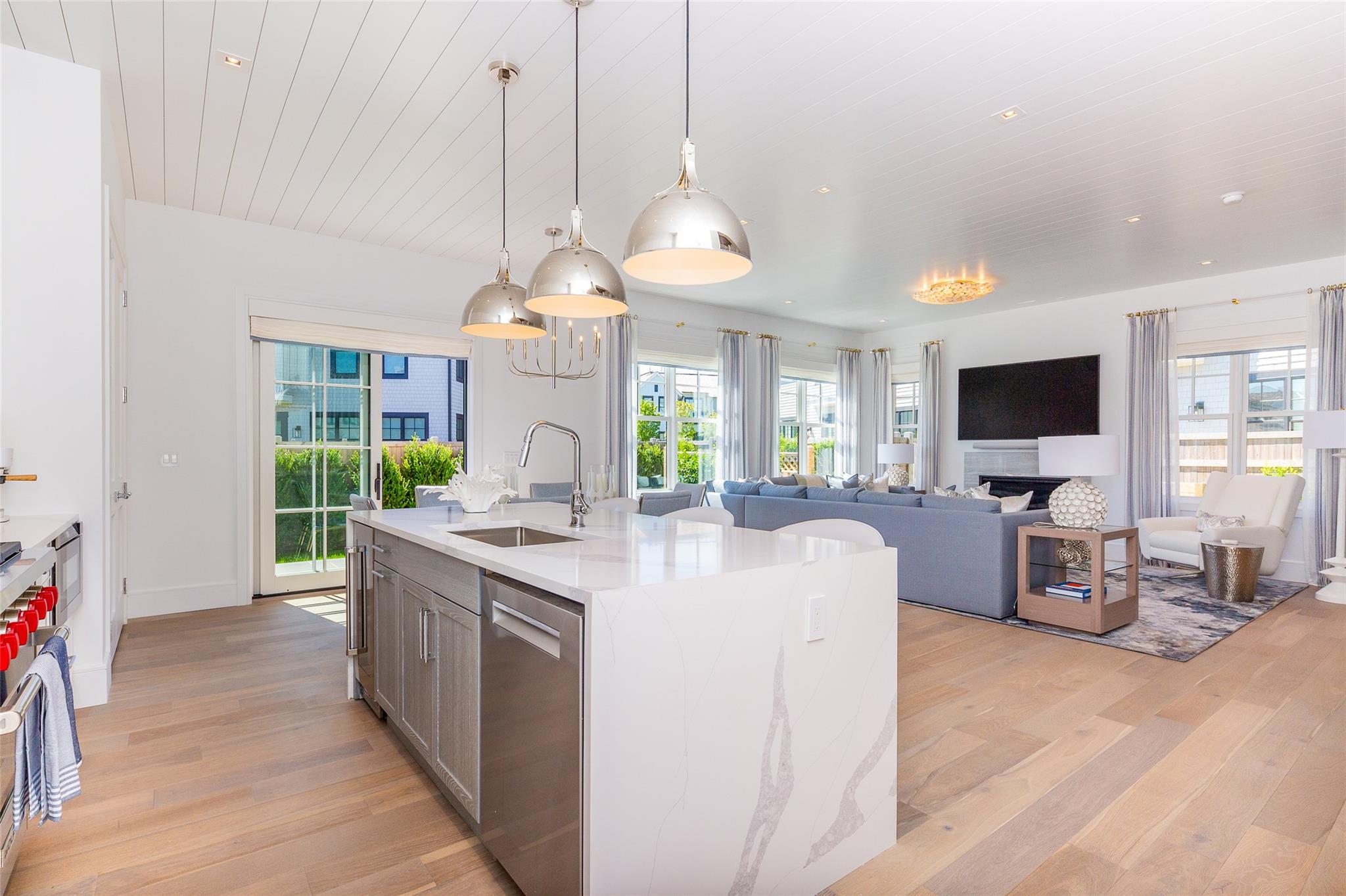 1 Spruce Court, Water Mill, NY 11976