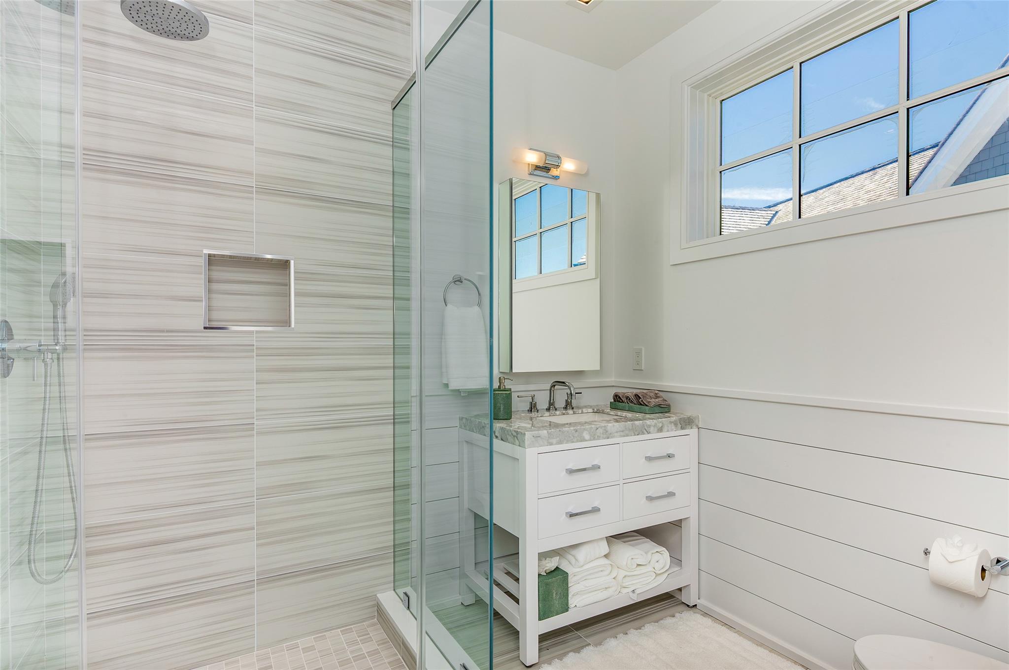 1 Spruce Court, Water Mill, NY 11976