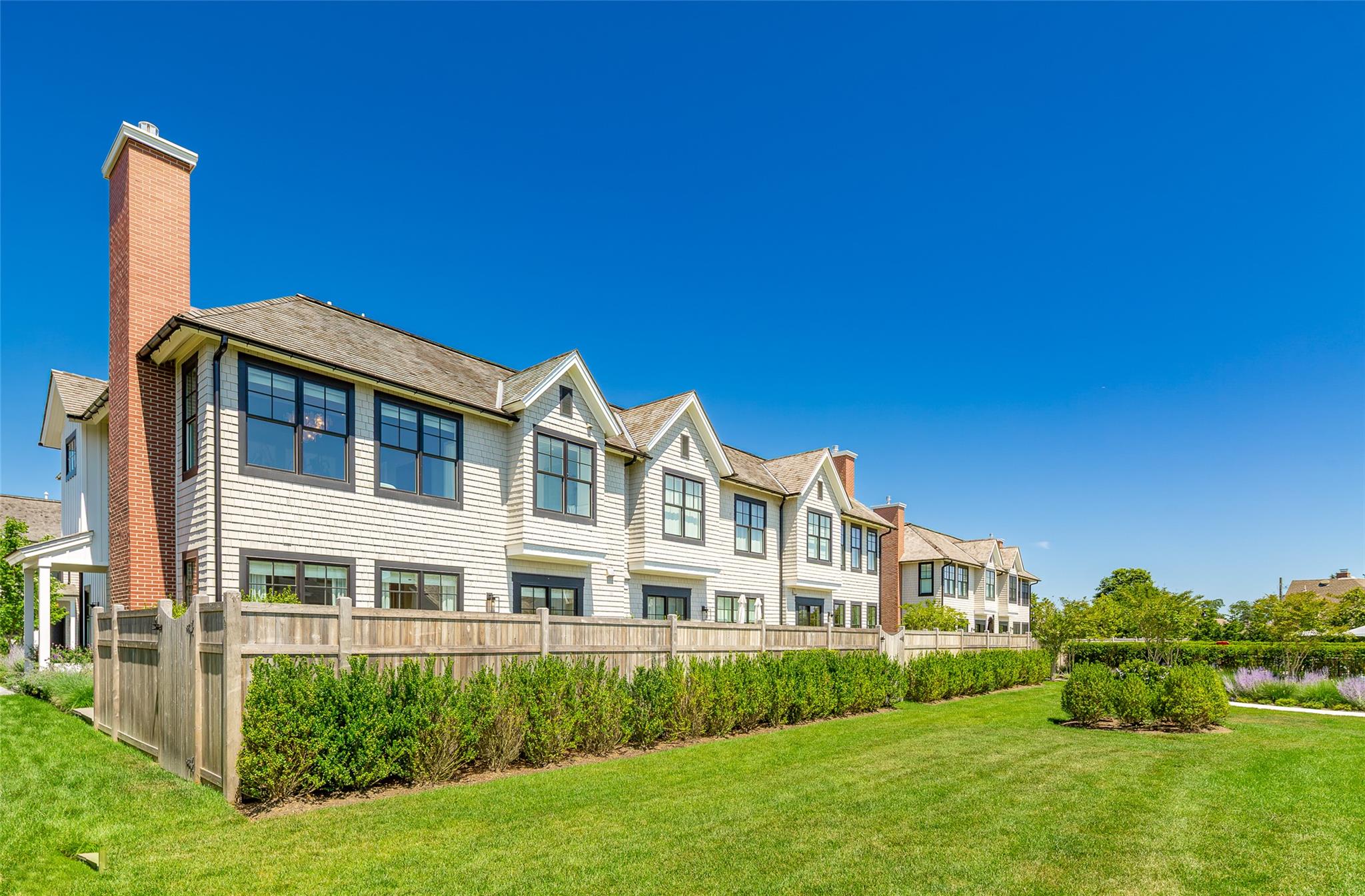 1 Spruce Court, Water Mill, NY 11976