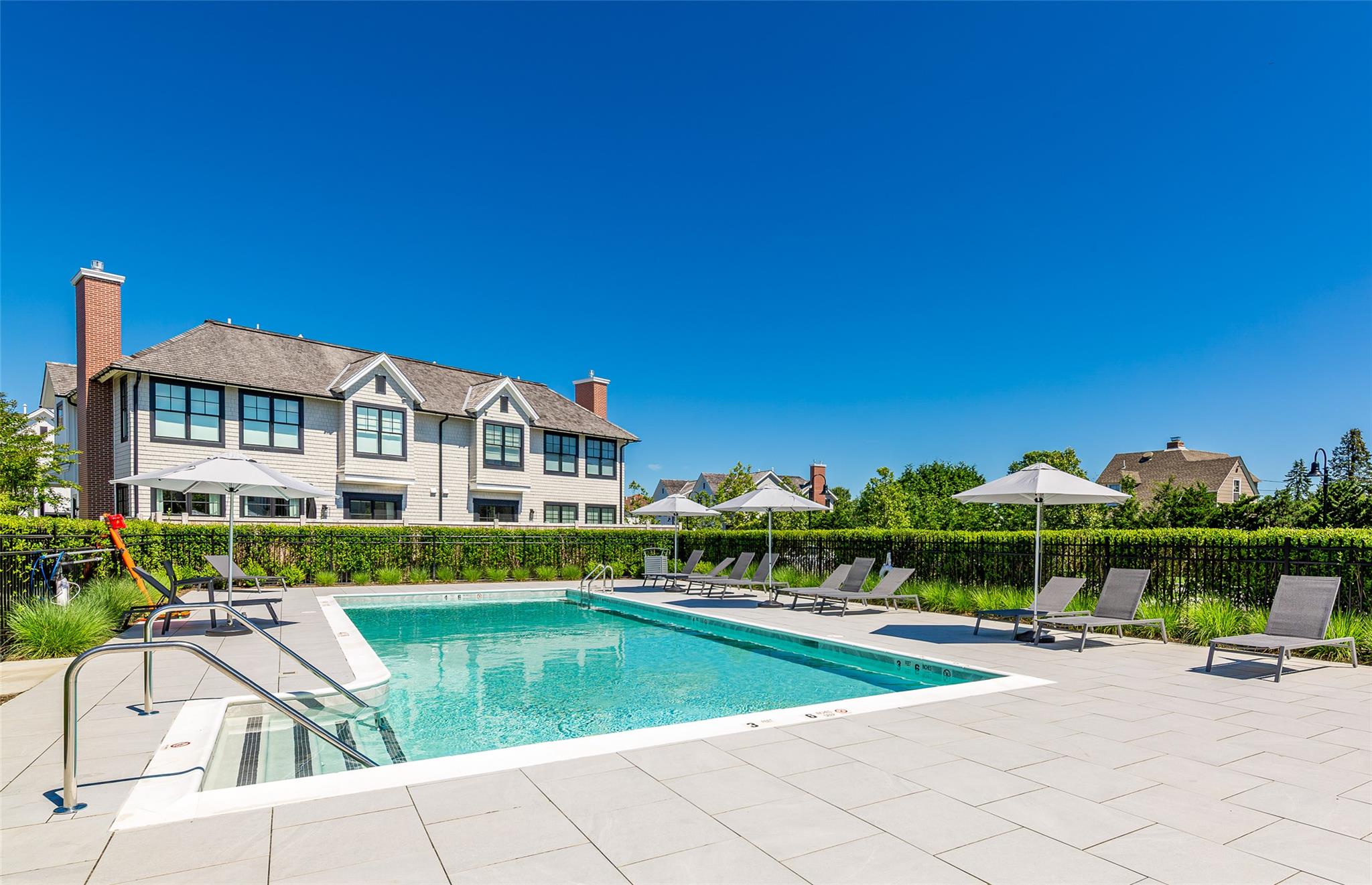 1 Spruce Court, Water Mill, NY 11976