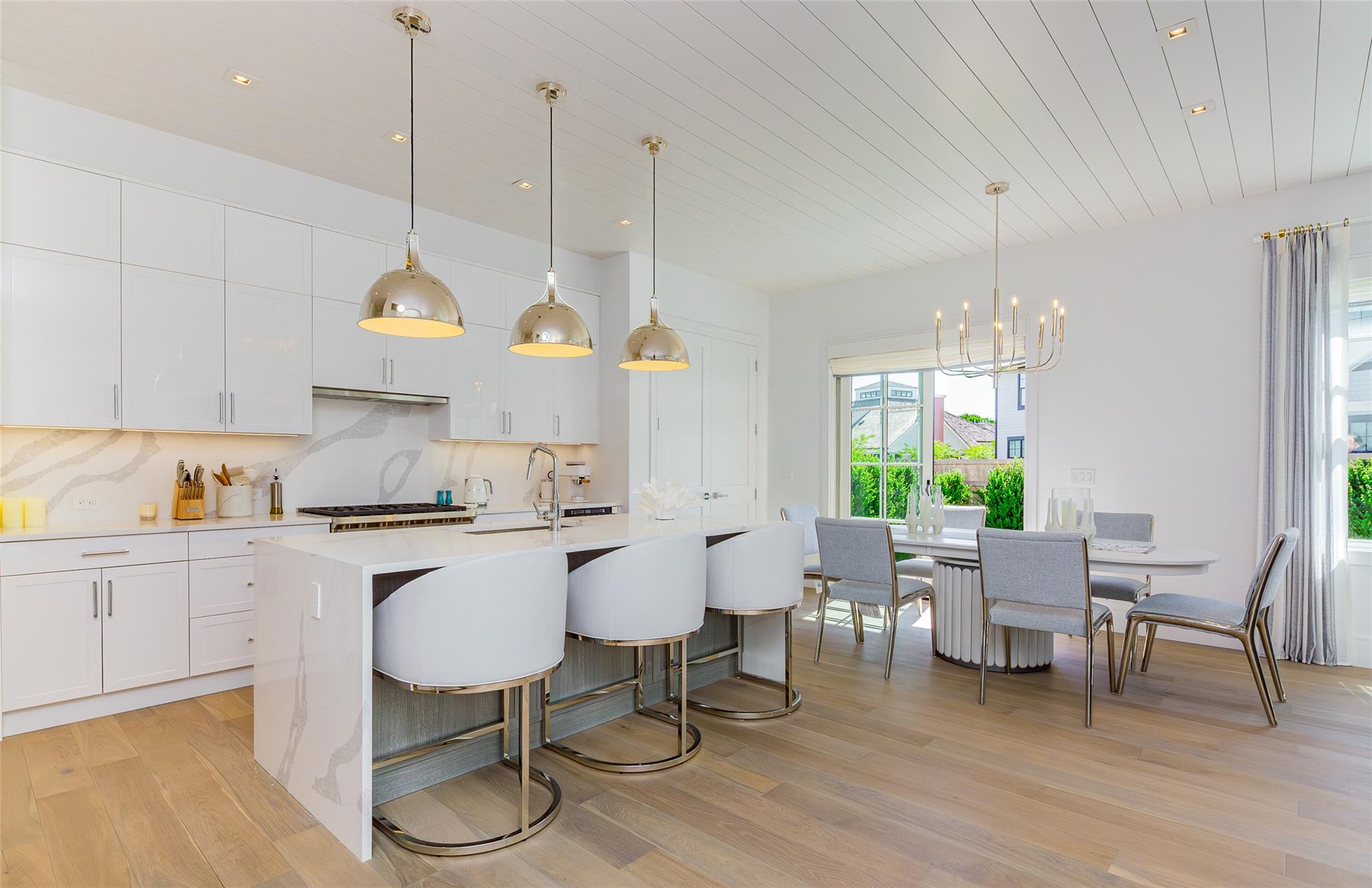 1 Spruce Court, Water Mill, NY 11976