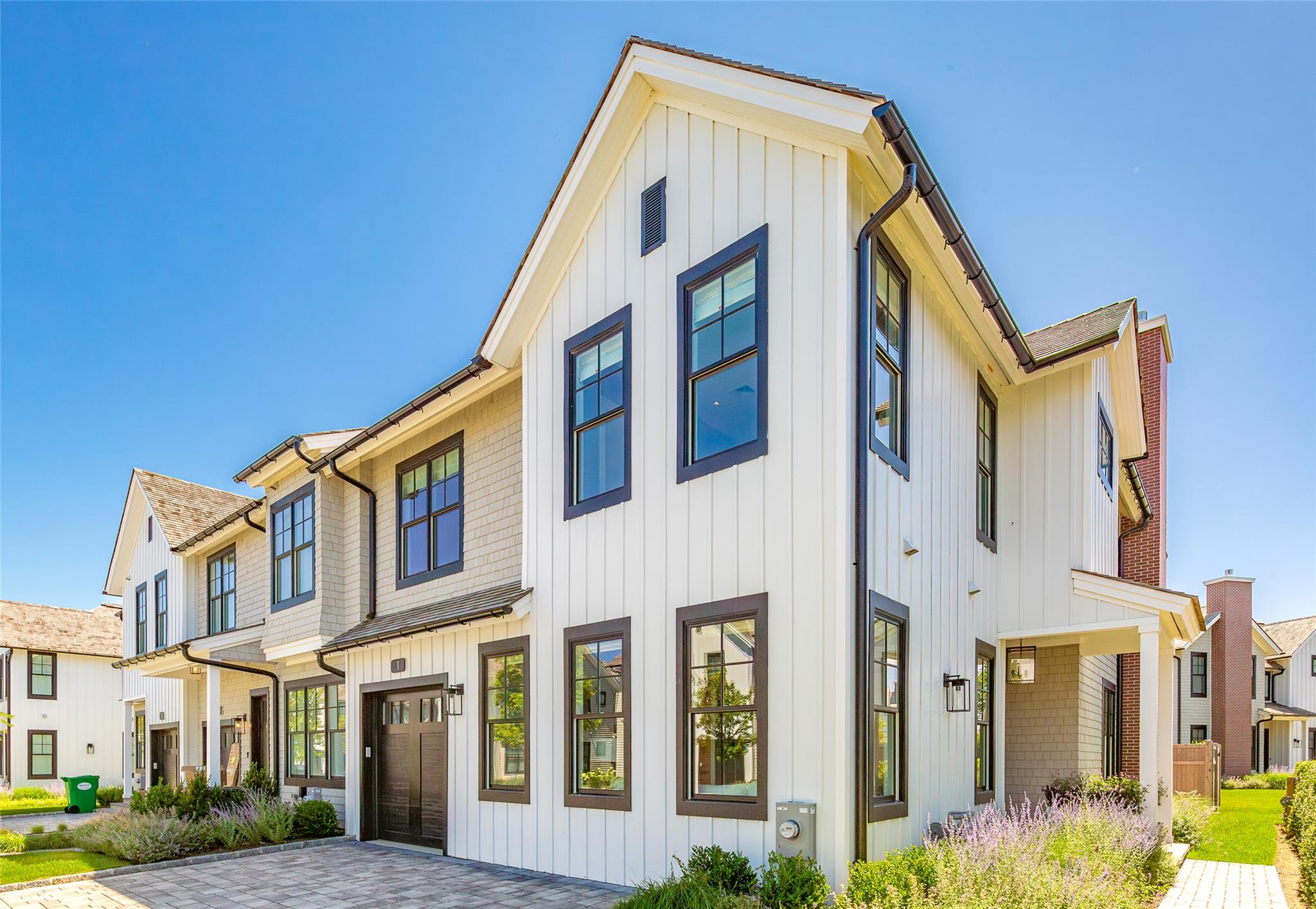 1 Spruce Court, Water Mill, NY 11976