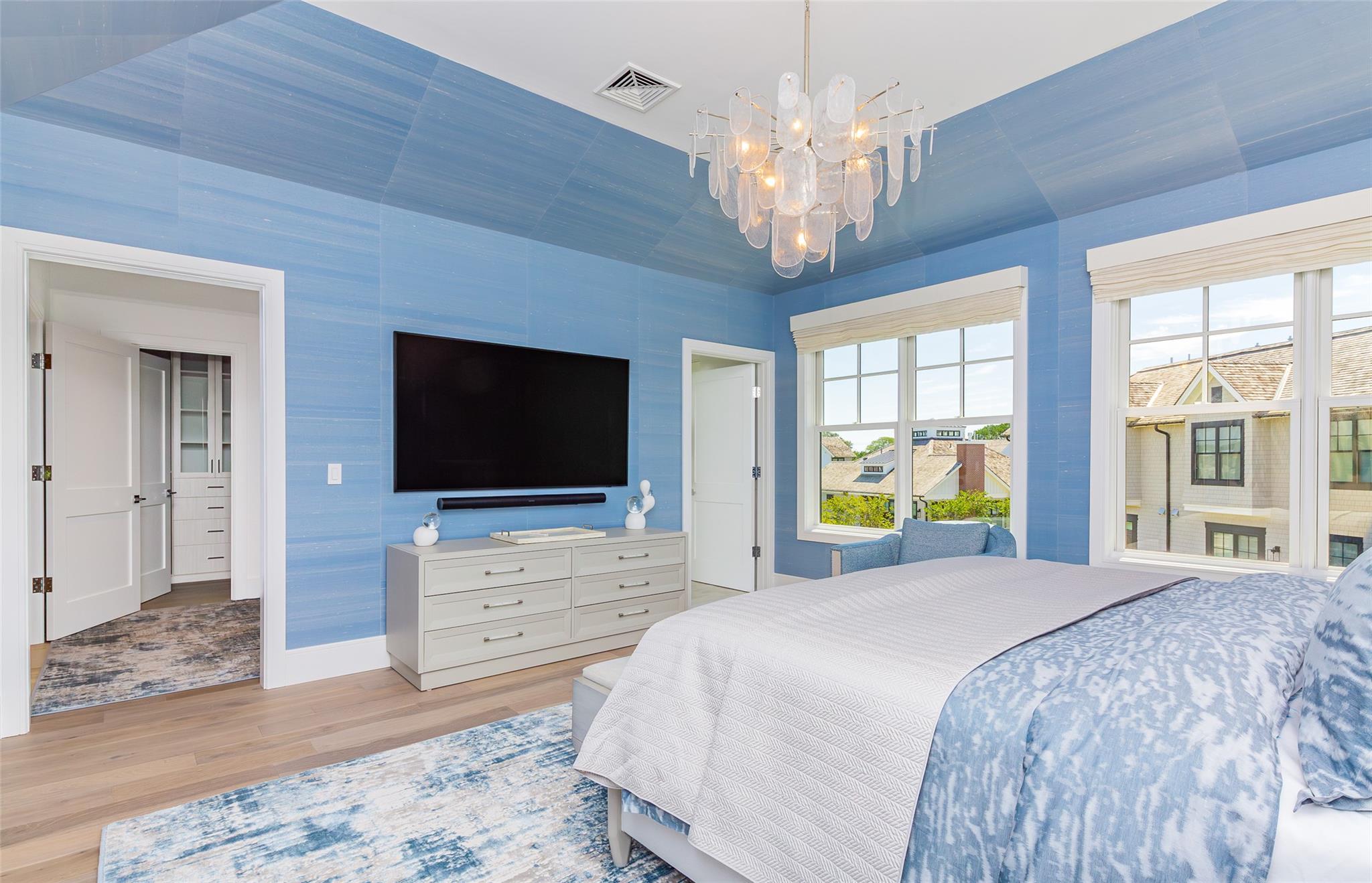 1 Spruce Court, Water Mill, NY 11976