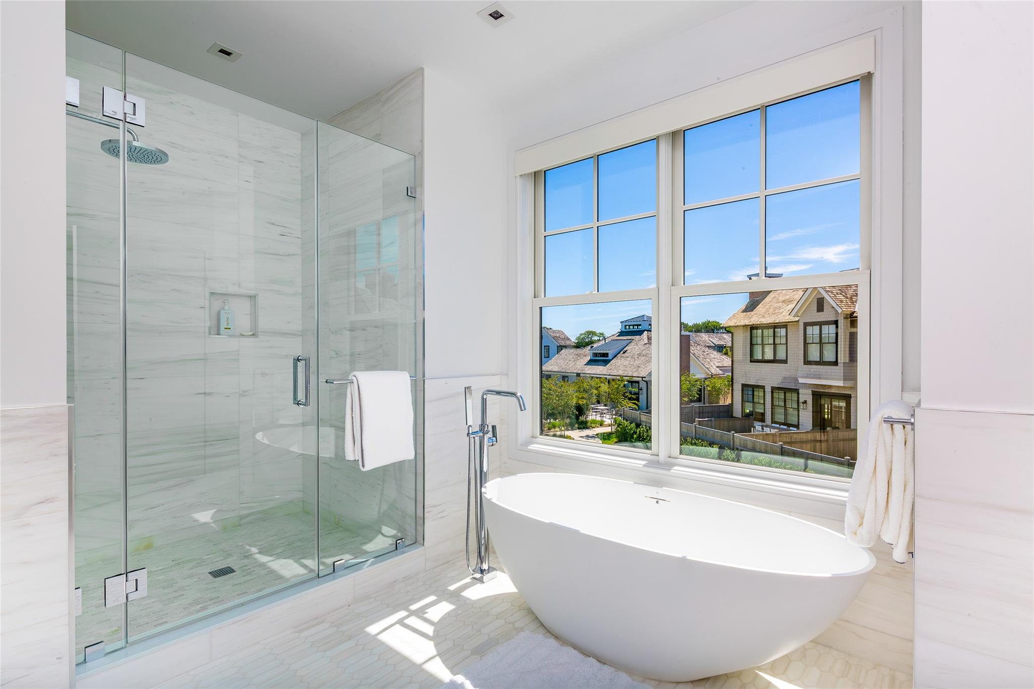 1 Spruce Court, Water Mill, NY 11976