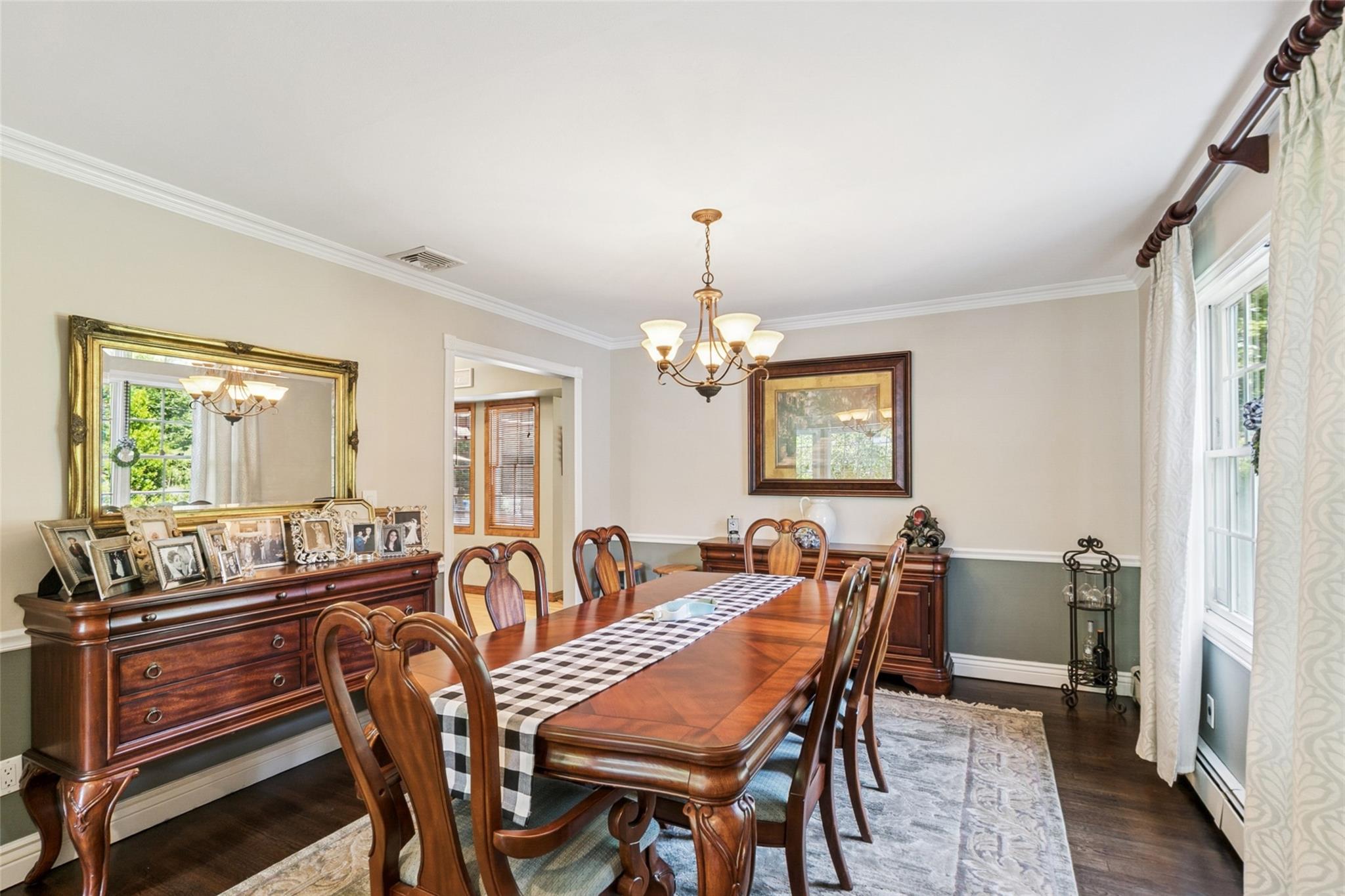 18 Thrush Drive, Smithtown, NY 11787