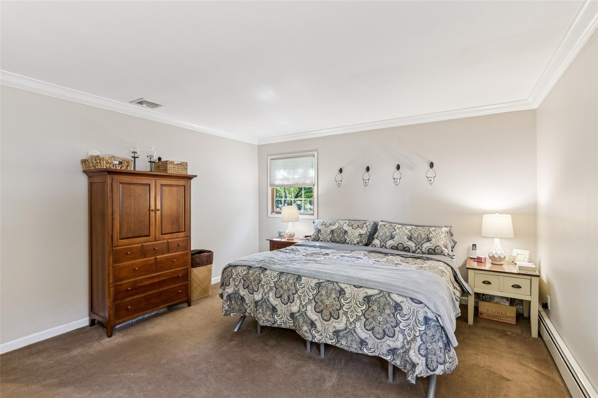 18 Thrush Drive, Smithtown, NY 11787