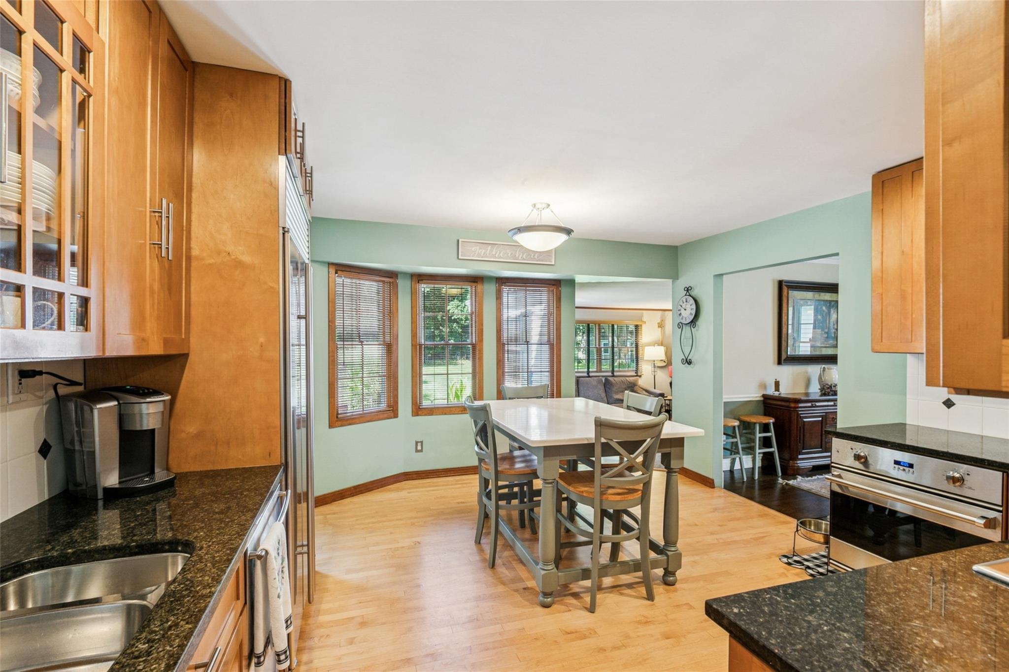 18 Thrush Drive, Smithtown, NY 11787