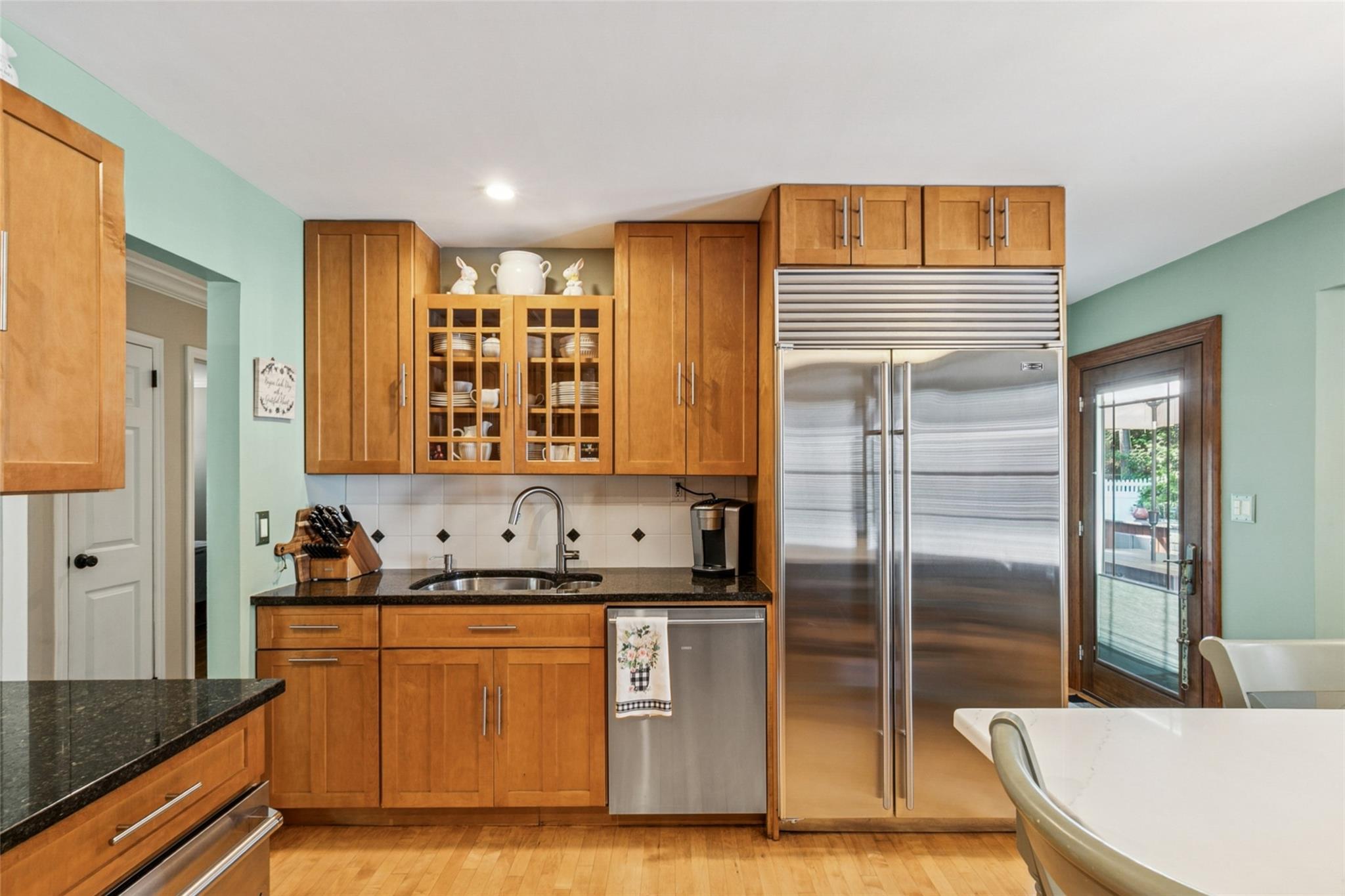 18 Thrush Drive, Smithtown, NY 11787