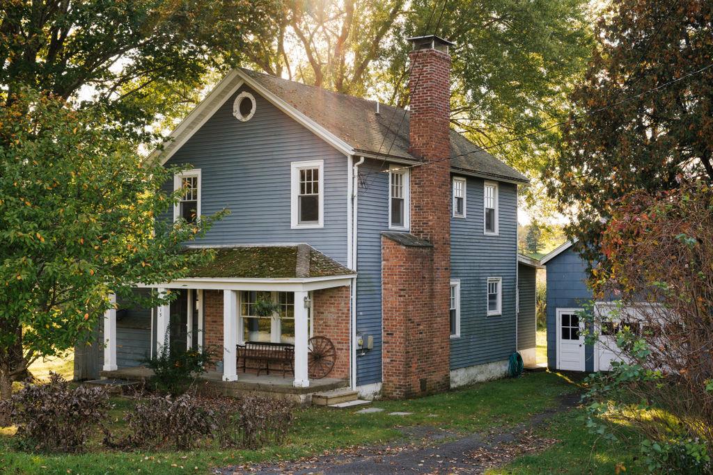 215 Moore Road, Germantown, NY 12526